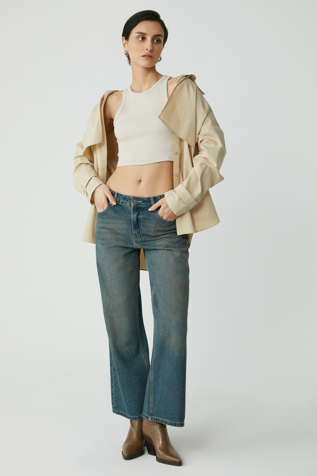 ETHIQUET JOYCE Kadın Slim Fit Dar Kalıp Sıfır Kol Bisiklet Yaka Örme Crop AÇIK GRİ Atlet görsel 2