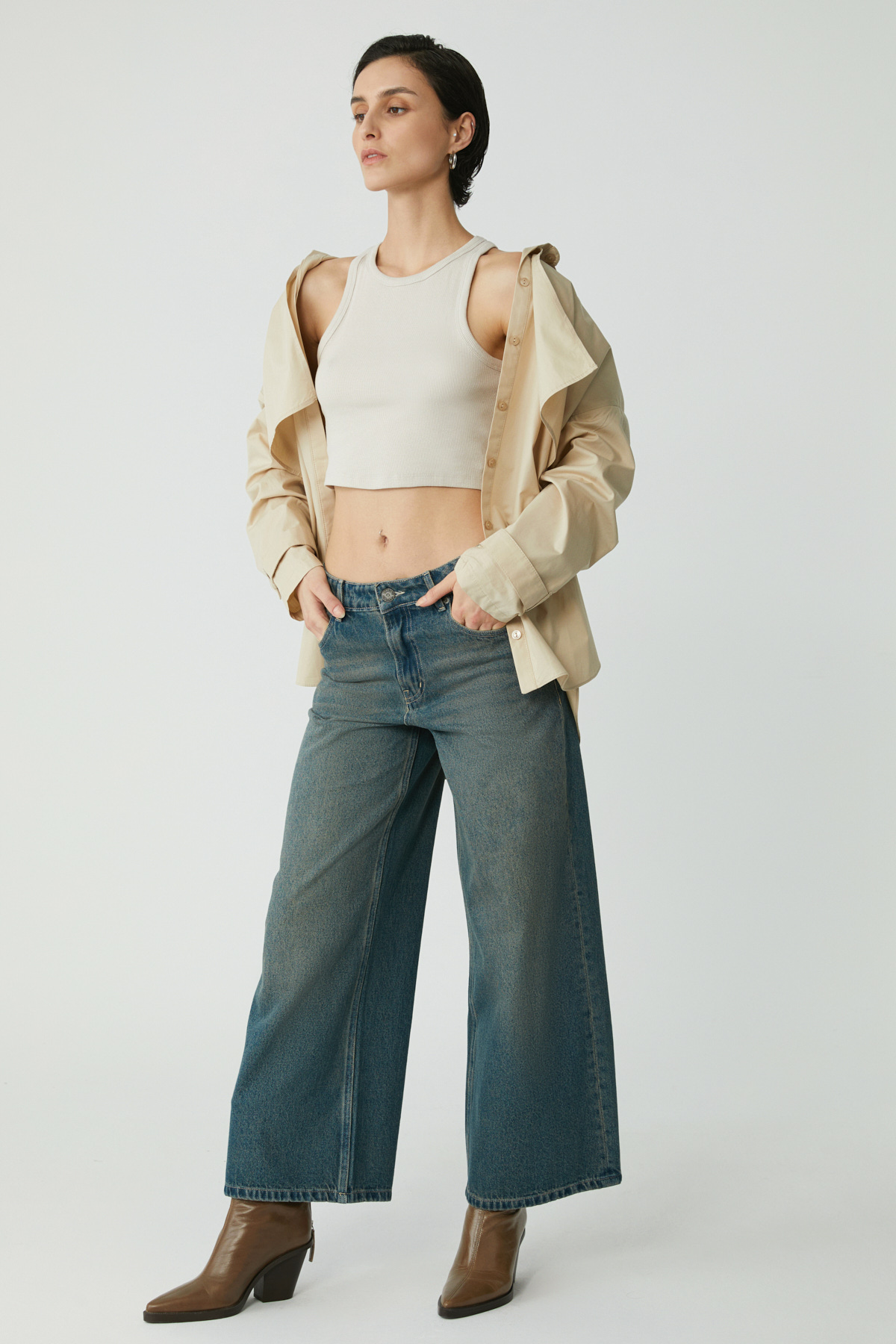 ETHIQUET JOYCE Kadın Slim Fit Dar Kalıp Sıfır Kol Bisiklet Yaka Örme Crop AÇIK GRİ Atlet görsel 3