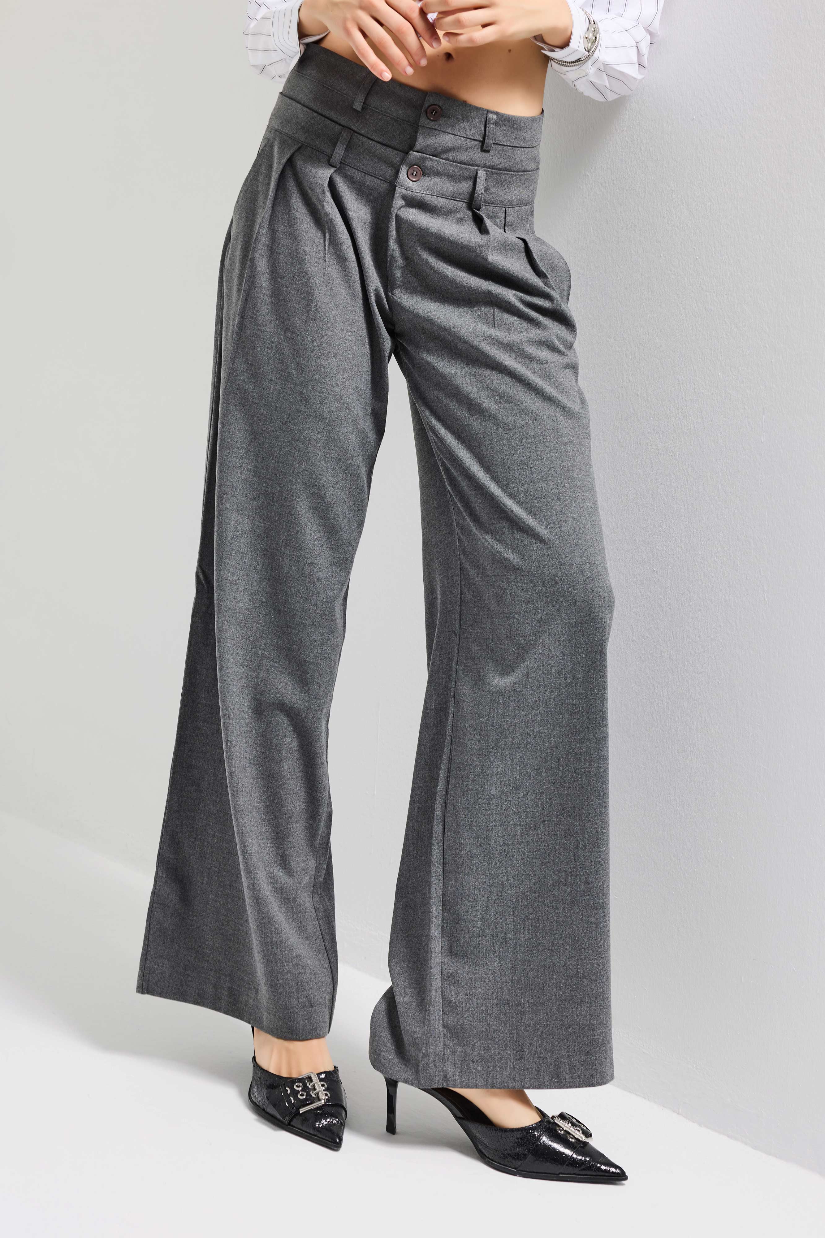 It's Basic Kadın Antrasit s6 Tailored Fit Bol Kesim Çift Kemer Tasarım Poliviskon Kumaş Pantolon görsel 5
