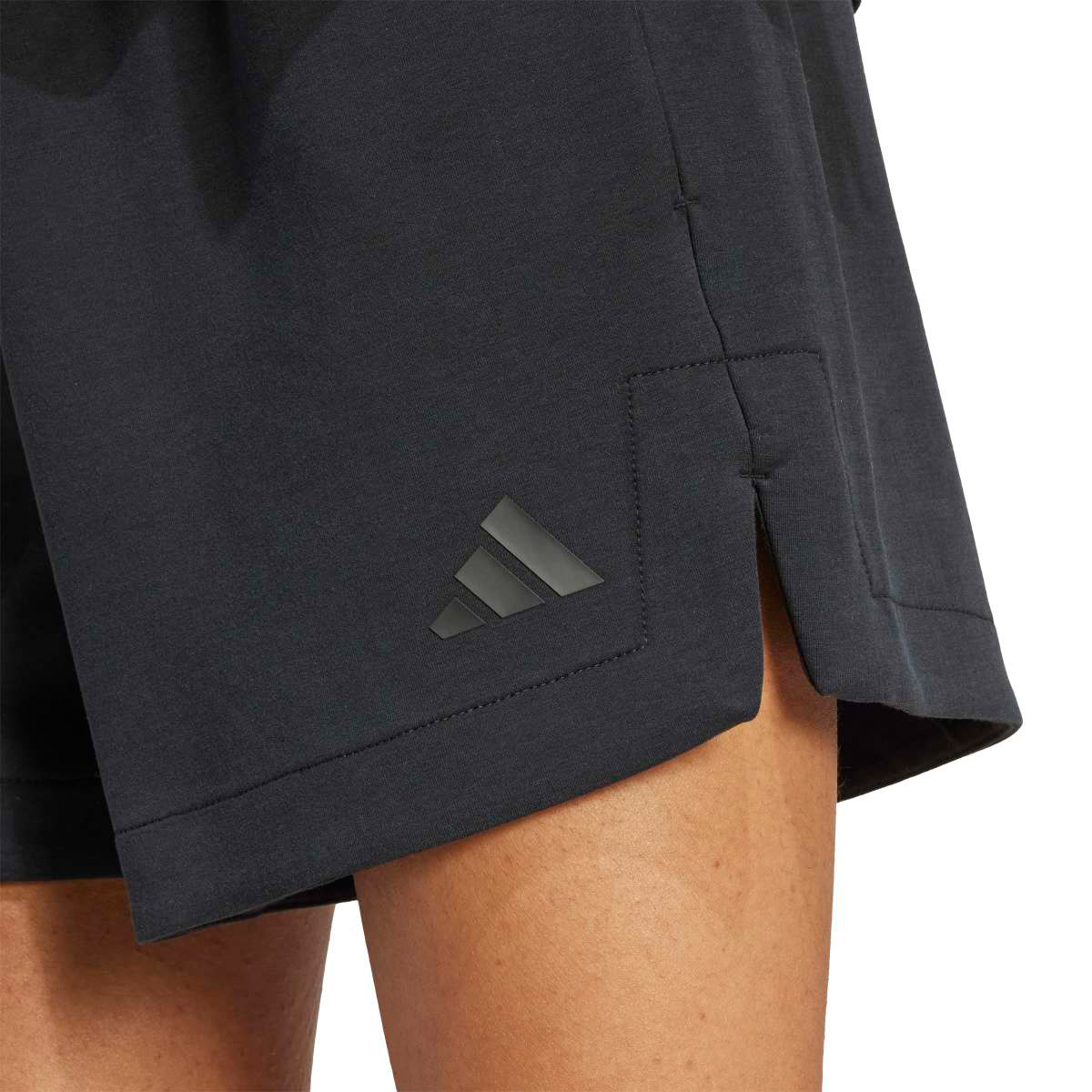 Adidas Soft Lux Kadın Siyah Şort görsel 4