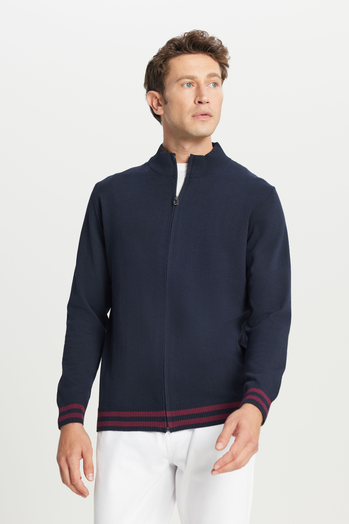 AC&Co / Altınyıldız Classics Lacivert Pamuklu Standart Fit Normal Kesim Dik Yaka Triko Erkek Fermuarlı Sweatshirt Hırka görsel 3