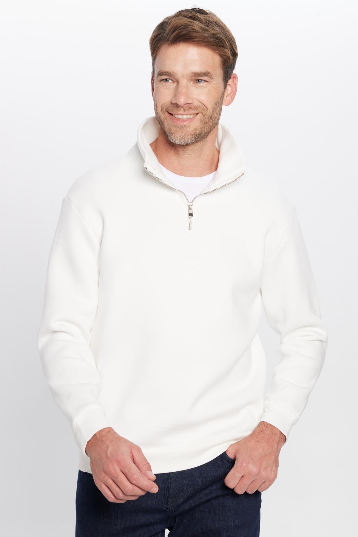 TUDORS Unisex Relax Fit Rahat Kesim Pamuklu İçi Polarlı Yarım Fermuarlı Beyaz Dik Yaka Sweatshirt