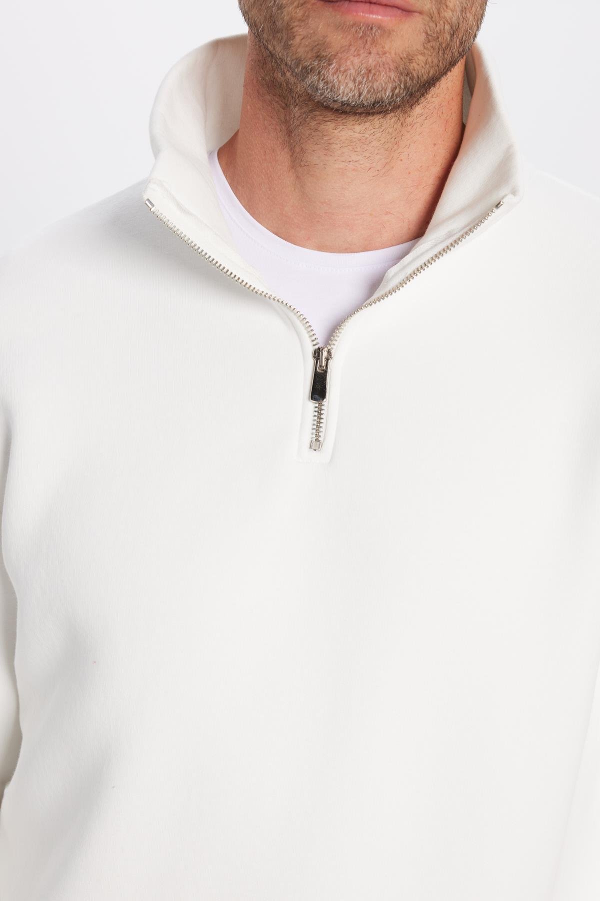 TUDORS Unisex Relax Fit Rahat Kesim Pamuklu İçi Polarlı Yarım Fermuarlı Beyaz Dik Yaka Sweatshirt görsel 5