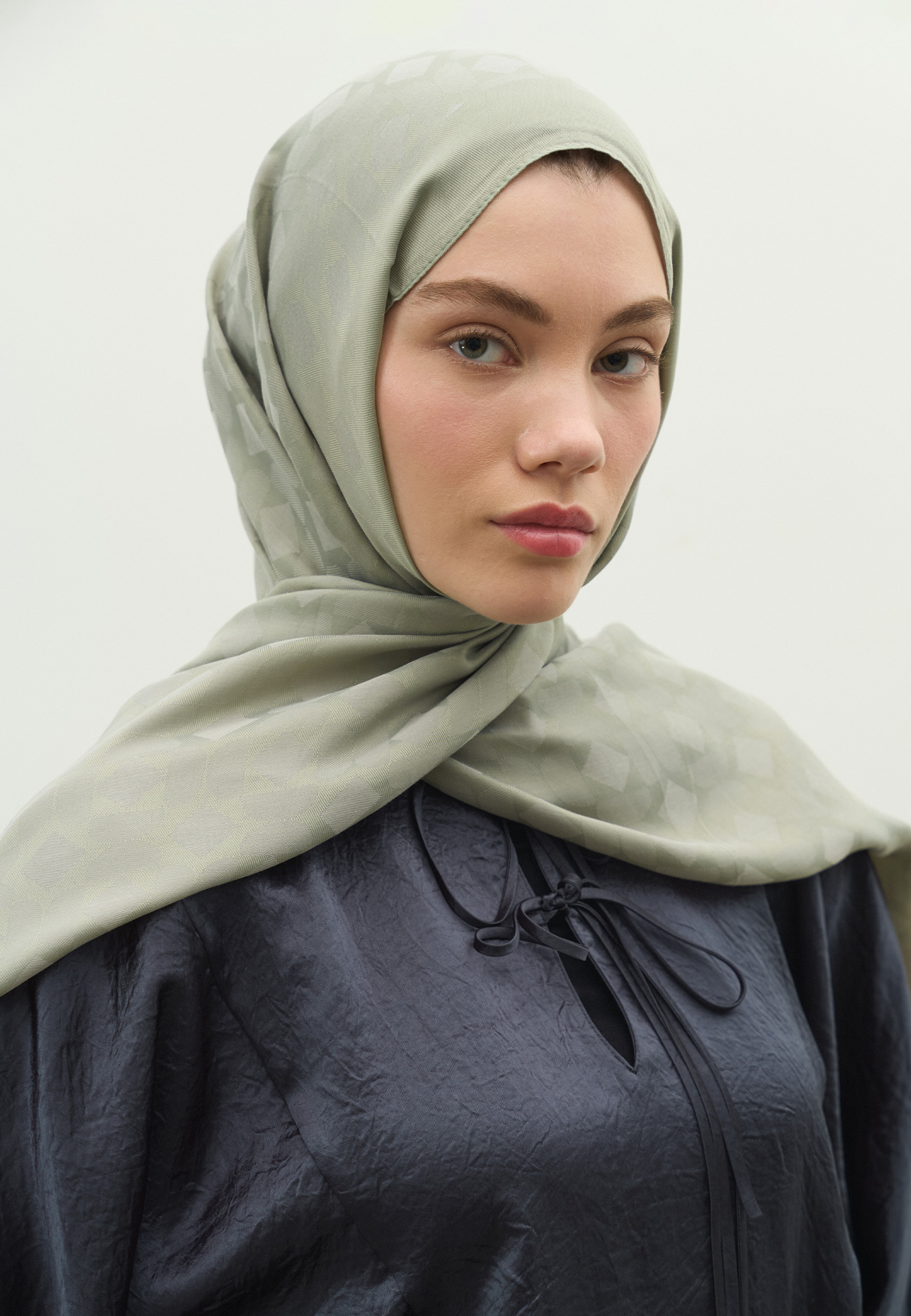 Fresh Scarfs Oslo Pamuk Floş Jakarlı Şal Soğuk Gri görsel 2