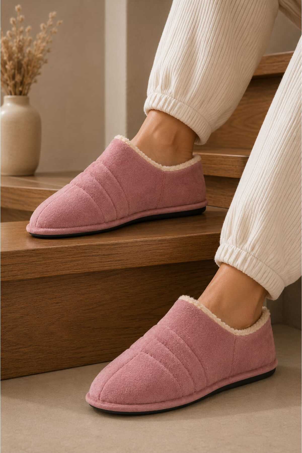 Slipcat Unisex, Kapitone Dikişli, İçi Kürklü, Süet Ev Terliği, Sıcak Tutan Panduf