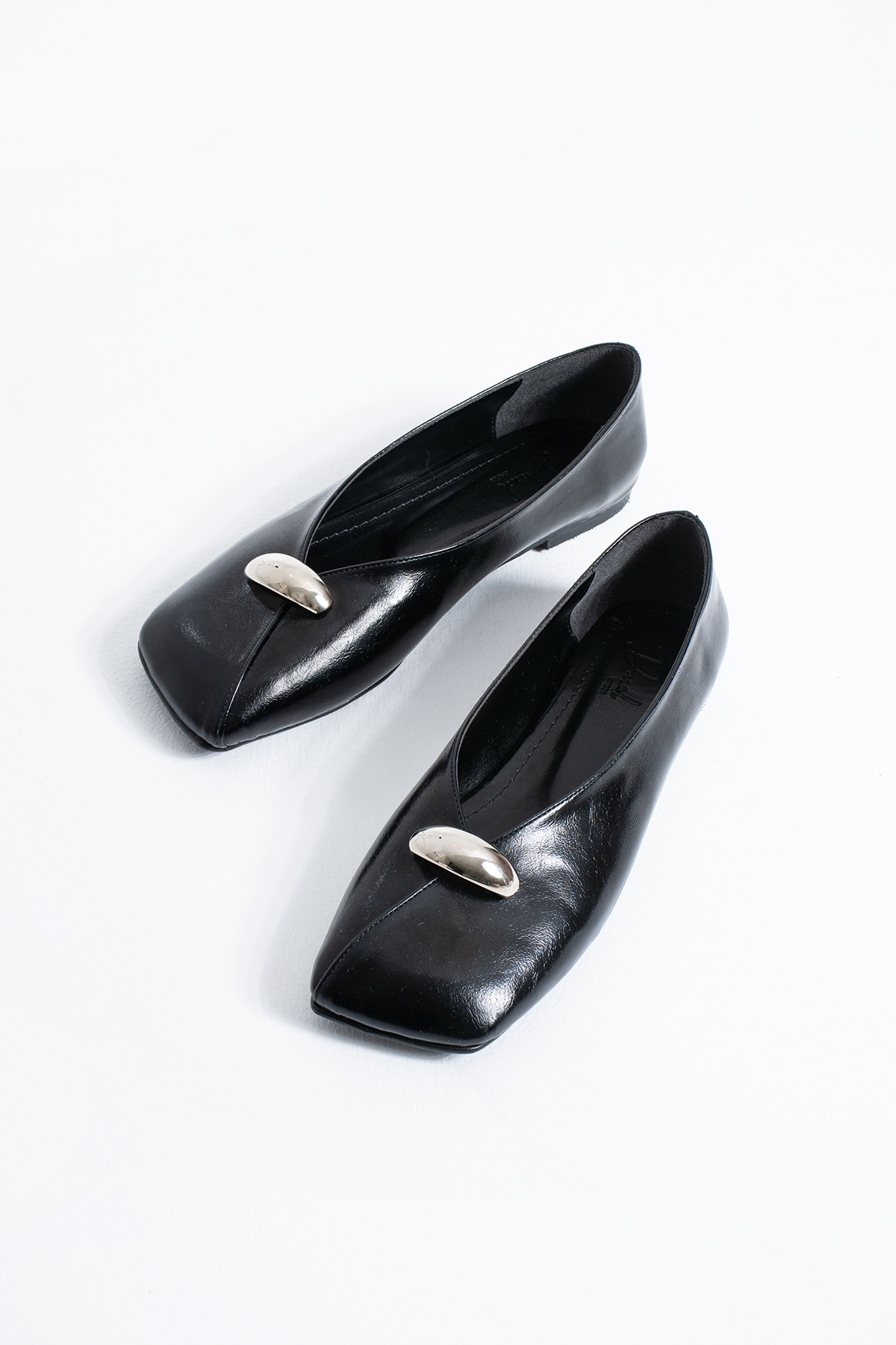 DUXAL SHOES Dawn Kadın Metal Aksesuarlı Kare Burun Babet görsel 2