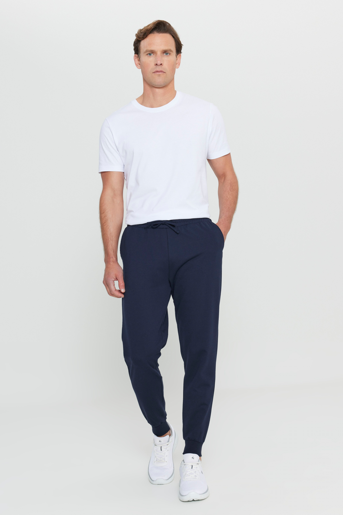 AC&Co / Altınyıldız Classics Erkek Lacivert Standart Fit 2 İplik Cepli Rahat Recycle Pamuklu Jogger Eşofman Altı görsel 2