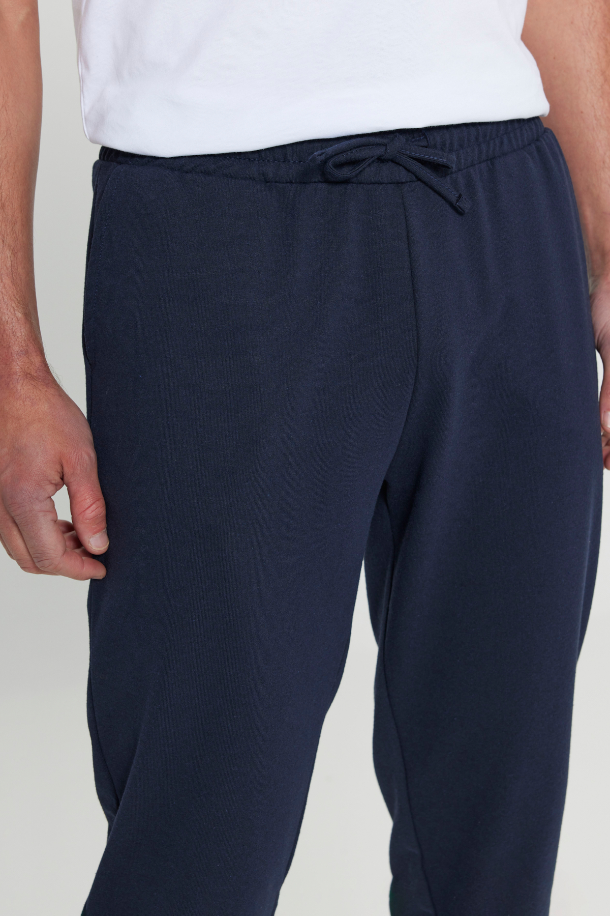 AC&Co / Altınyıldız Classics Erkek Lacivert Standart Fit 2 İplik Cepli Rahat Recycle Pamuklu Jogger Eşofman Altı görsel 4