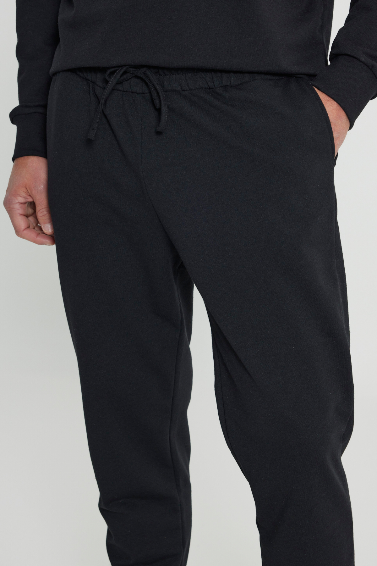 AC&Co / Altınyıldız Classics Erkek Siyah Standart Fit 2 İplik Cepli Rahat Recycle Pamuklu Jogger Eşofman Altı görsel 5
