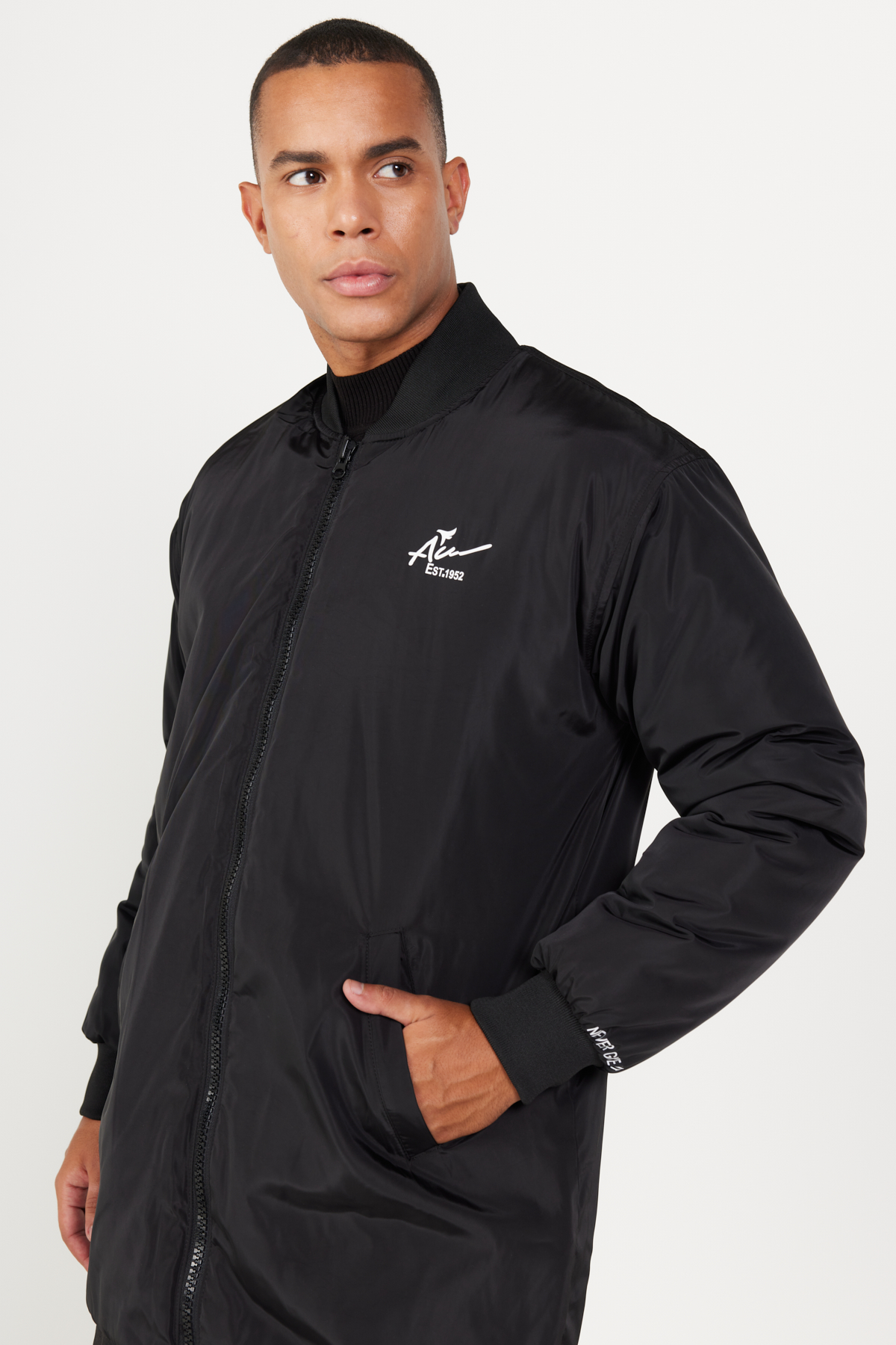 AC&Co / Altınyıldız Classics Erkek Siyah Oversize Geniş Kesim Kolej Yaka Mont görsel 2