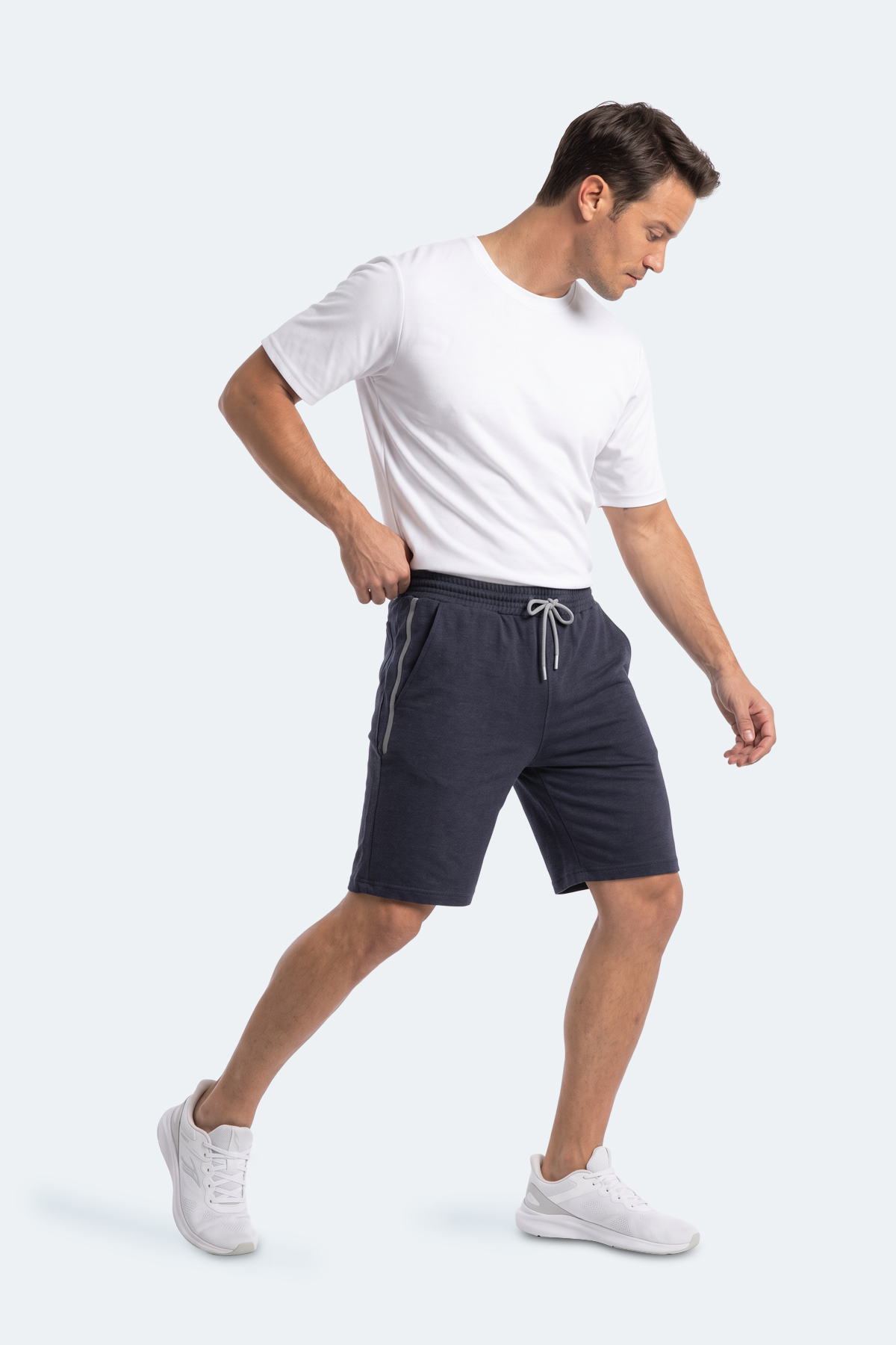 SLAZENGER NOLAN I Erkek Lacivert Şort görsel 2