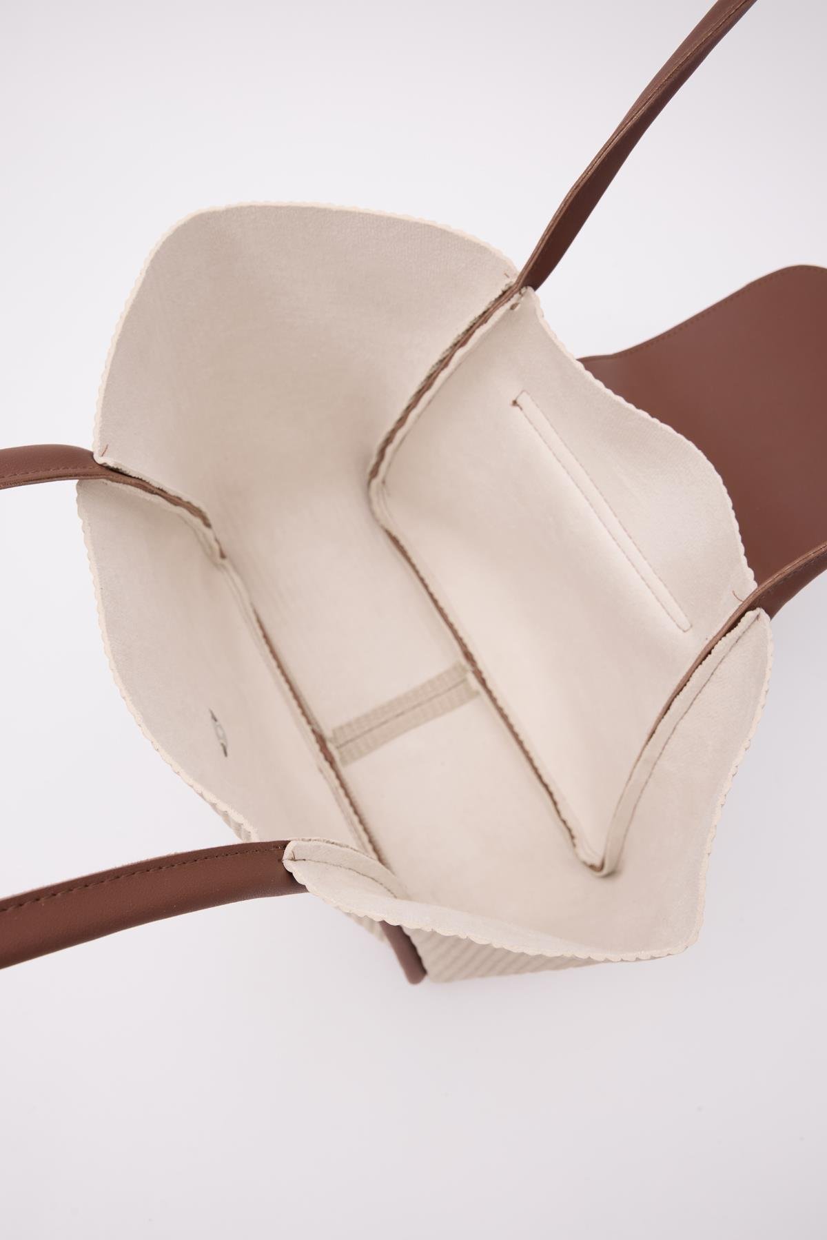 Shulebags Petre Hasır Omuz Çantası Krem görsel 7