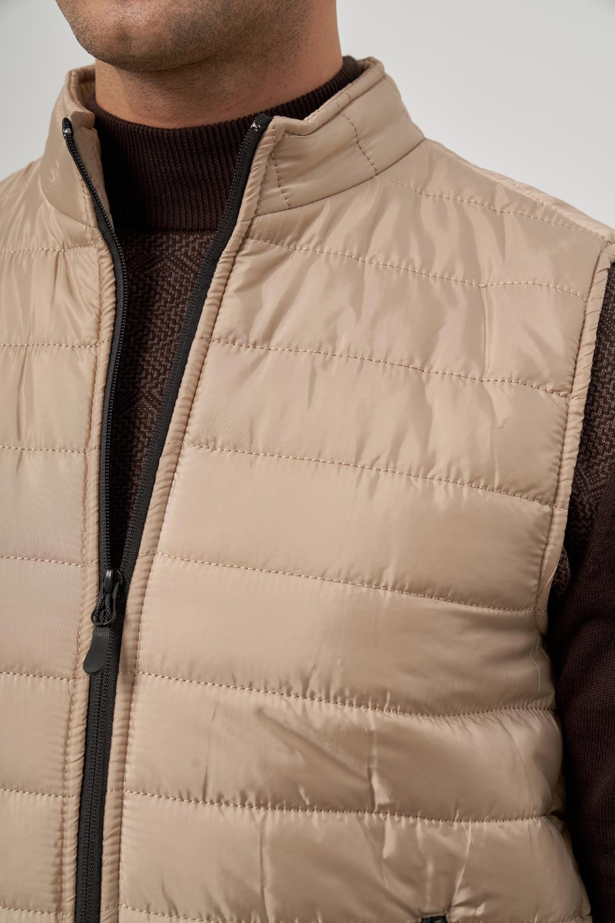 İMZA Bej Kapitone Dik Yaka Düz Garnisiz-Biyesiz Slim Fit Yelek 1009245150 görsel 6