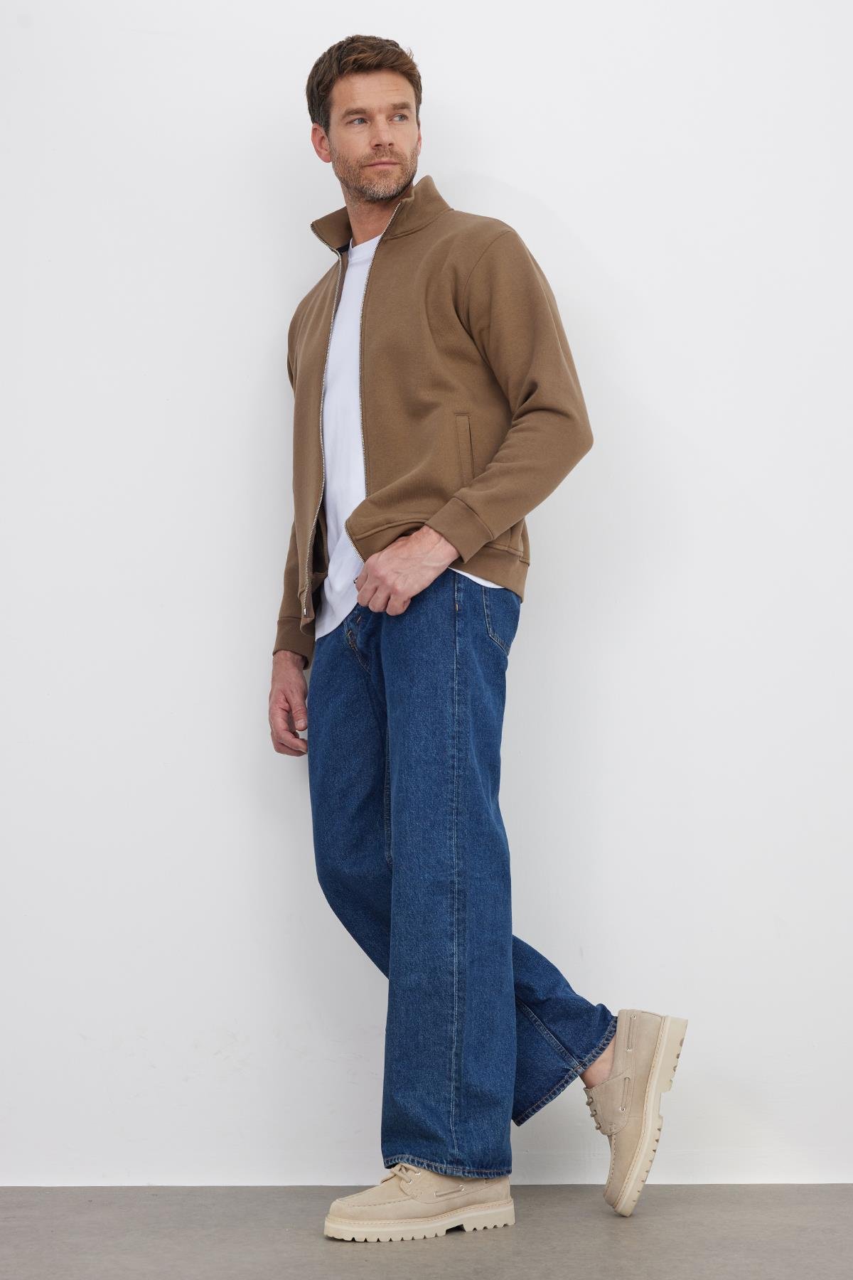 TUDORS Unisex Relax Fit Rahat Kesim Pamuklu 3 İplik İçi Polarlı Fermuarlı Kahverengi Cepli Sweatshirt Hırka görsel 4