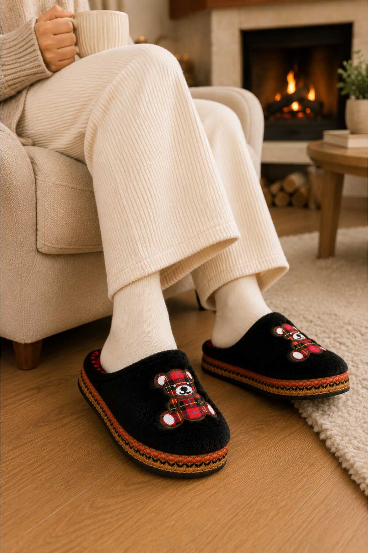 Slipcat Unisex, Ekose Desenli, Ayı Figürlü, Yumuşak, Pelüş Kışlık Ev Terliği görsel 7