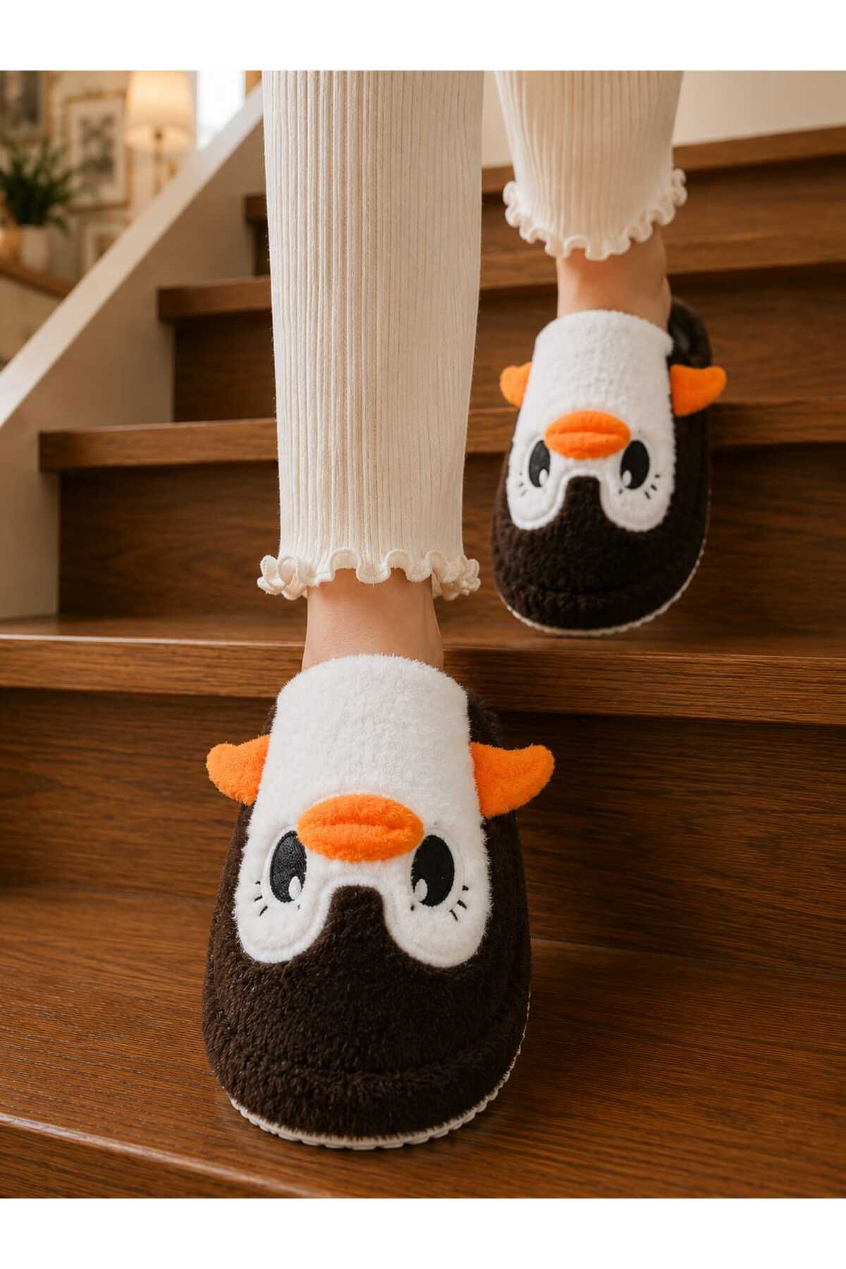 Slipcat Kadın Pelüş Penguen Figürlü Ev Terliği Sıcak Tutan Kışlık Panduf Terlik görsel 3