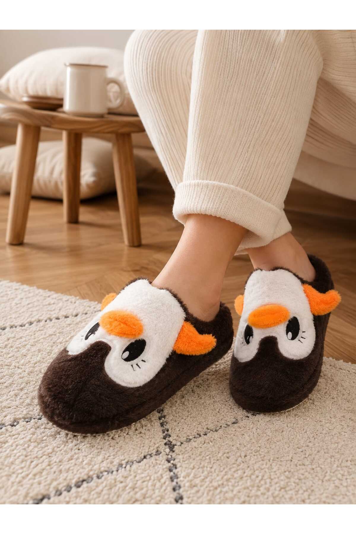 Slipcat Kadın Pelüş Penguen Figürlü Ev Terliği Sıcak Tutan Kışlık Panduf Terlik görsel 4