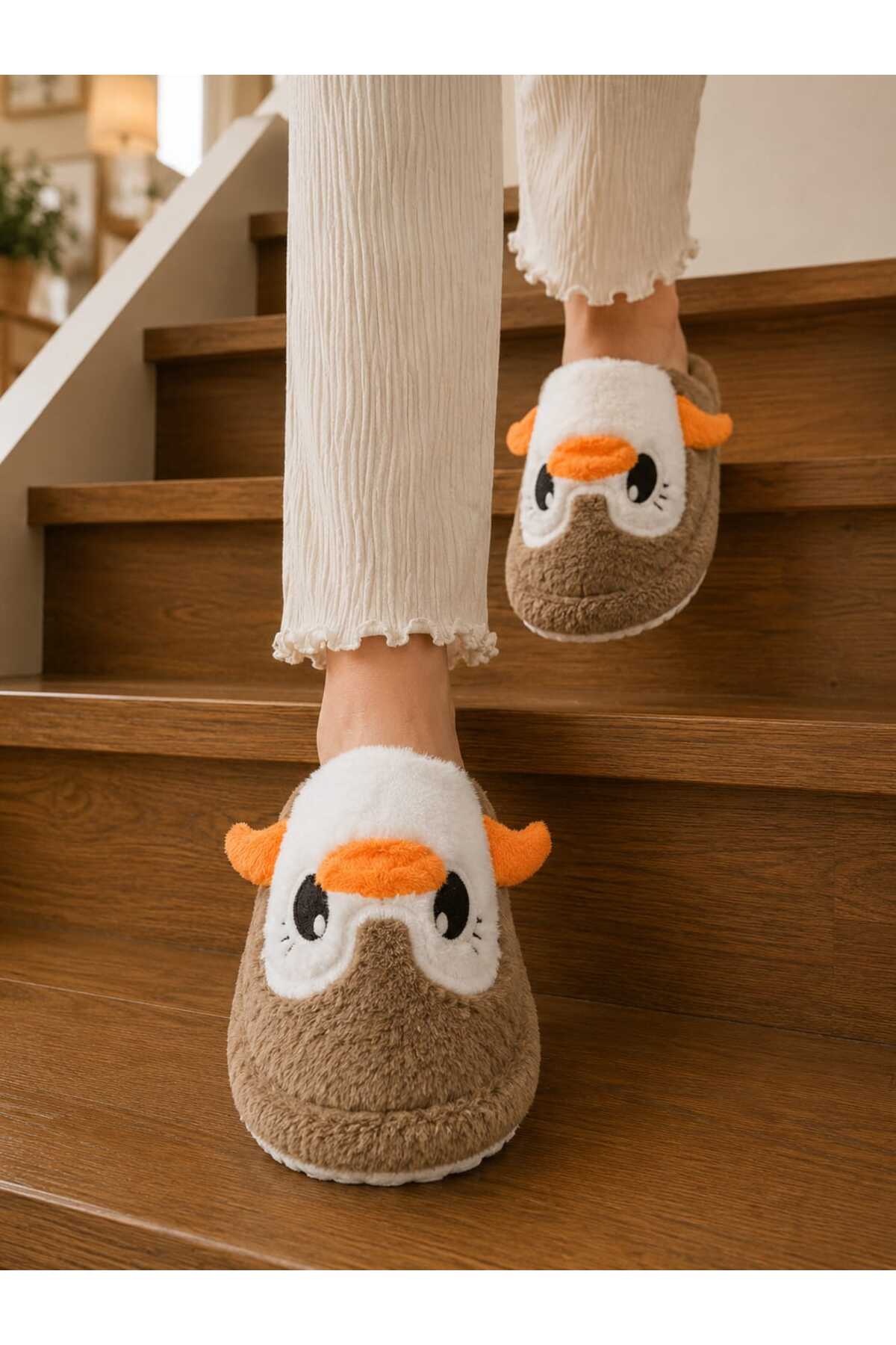 Slipcat Kadın Pelüş Penguen Figürlü Ev Terliği Sıcak Tutan Kışlık Panduf Terlik görsel 3