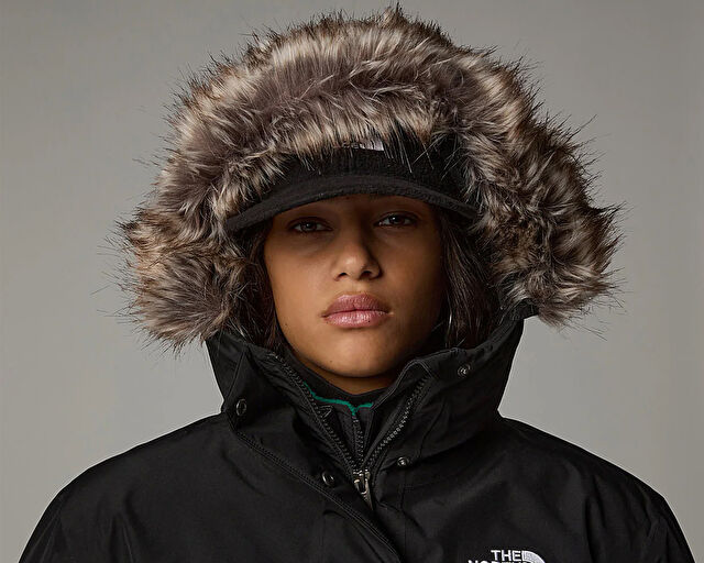 The North Face W Artic Bomber Kadın Outdoor Montu NF0A84IY4H01 Siyah görsel 6