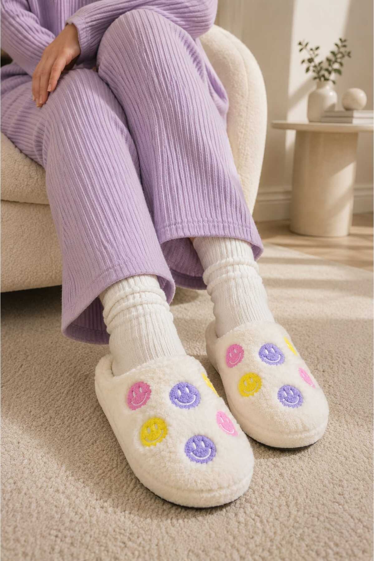 Slipcat Kadın, Renkli, Smiley Desenli, Kaymaz Taban, Yumuşak, Pelüş Ev Terliği görsel 6
