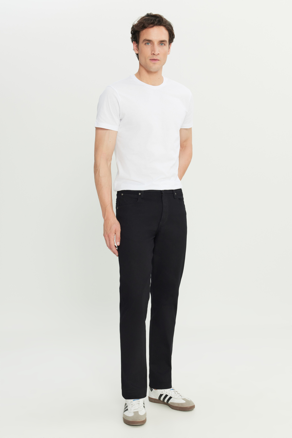 Wrangler Arizona Straight Fit Normal Bel 5 Cep Esnek Pantolon