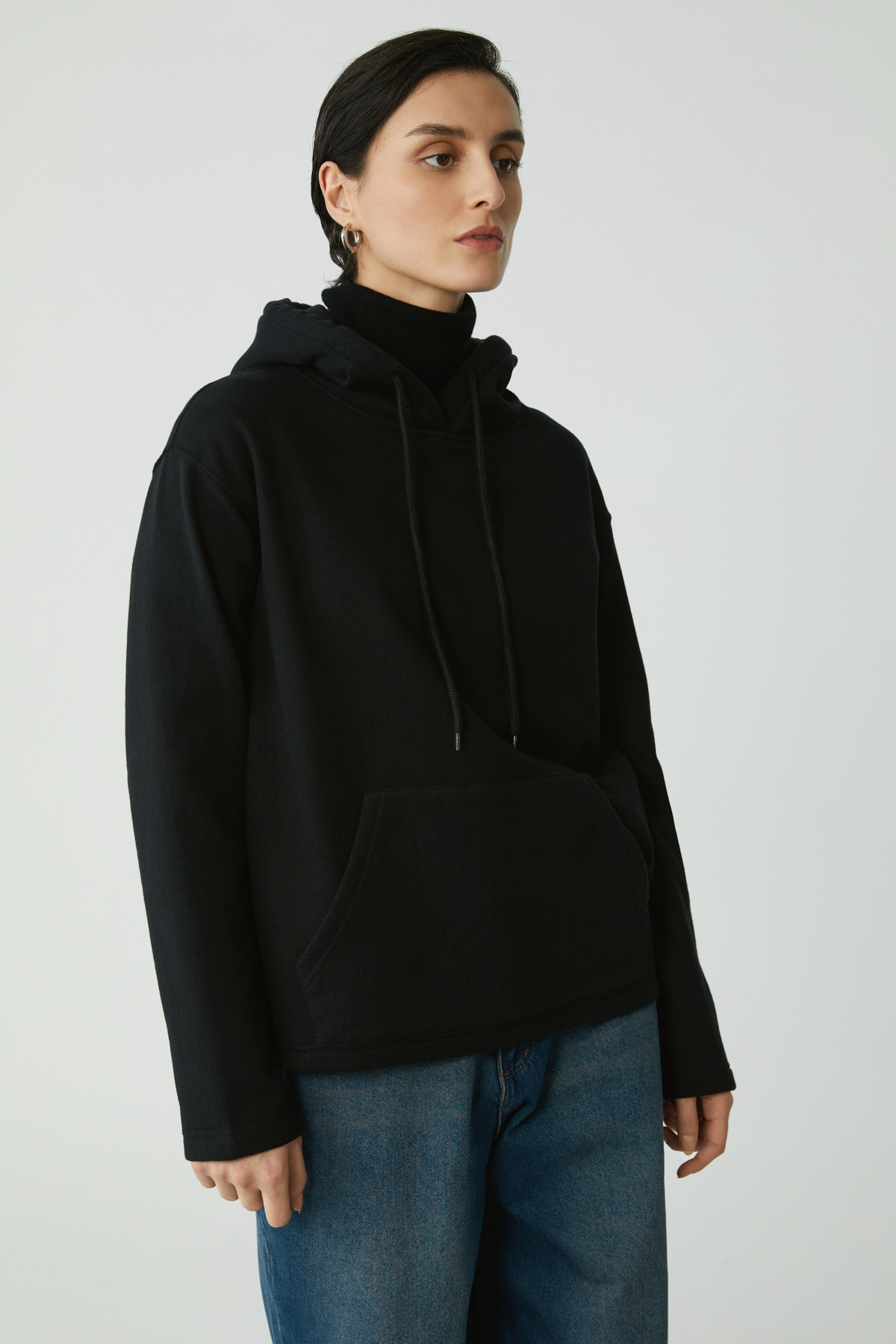 ETHIQUET PIPER Kadın Içi Polarlı Yumuşacık Comfort Fit Kapüşonlu Kanguru Cepli SİYAH Sweatshirt görsel 3