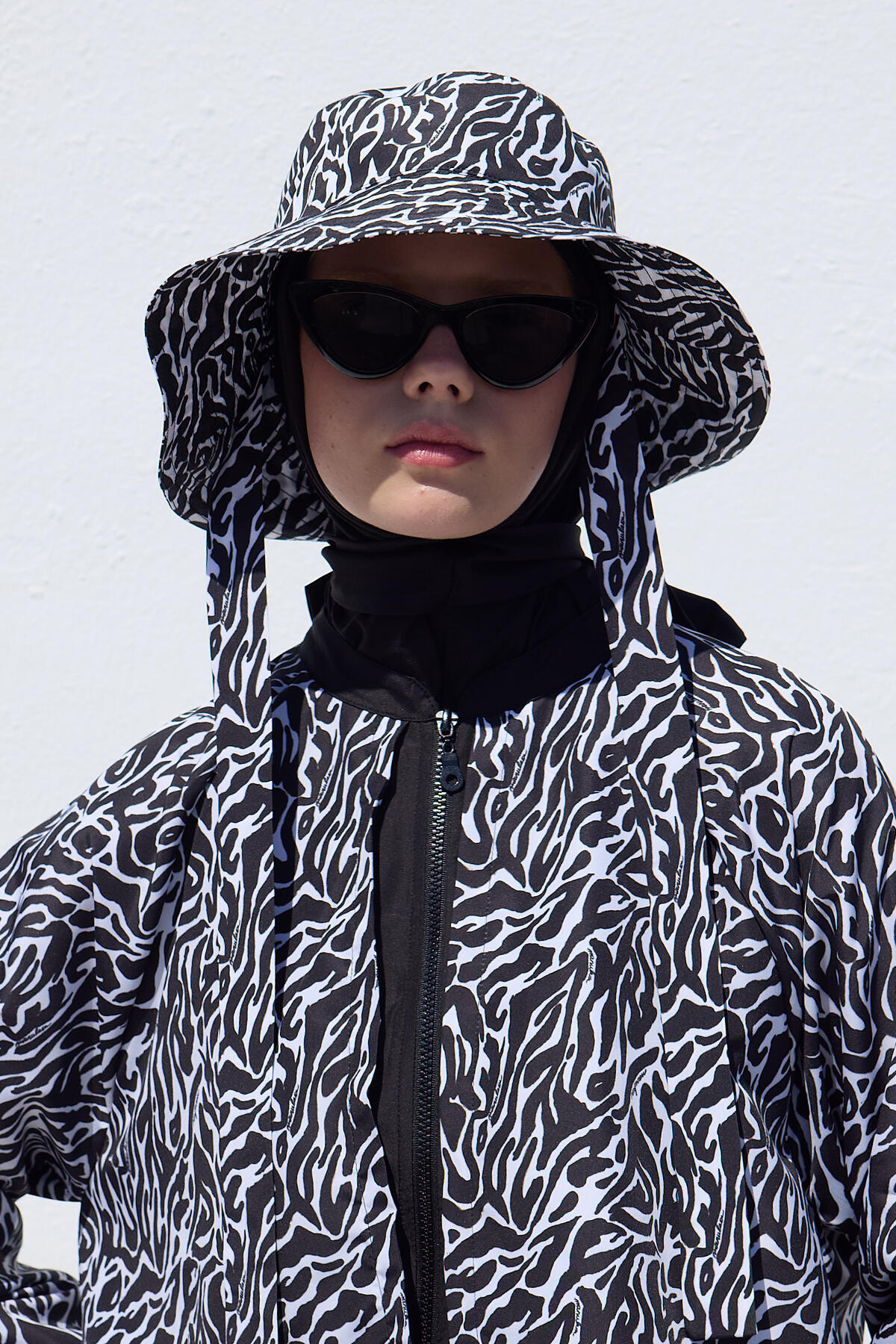 Manuka Bağlamalı Bucket Şapka Zebra