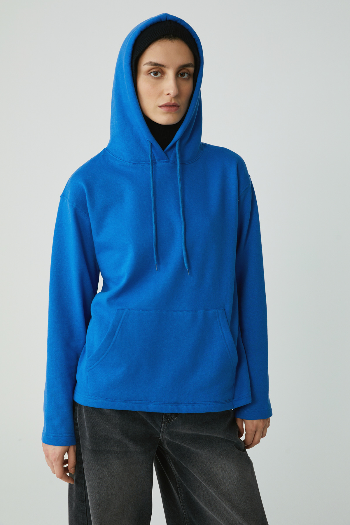ETHIQUET PIPER Kadın Içi Polarlı Yumuşacık Comfort Fit Kapüşonlu Kanguru Cepli SAKS Sweatshirt görsel 5