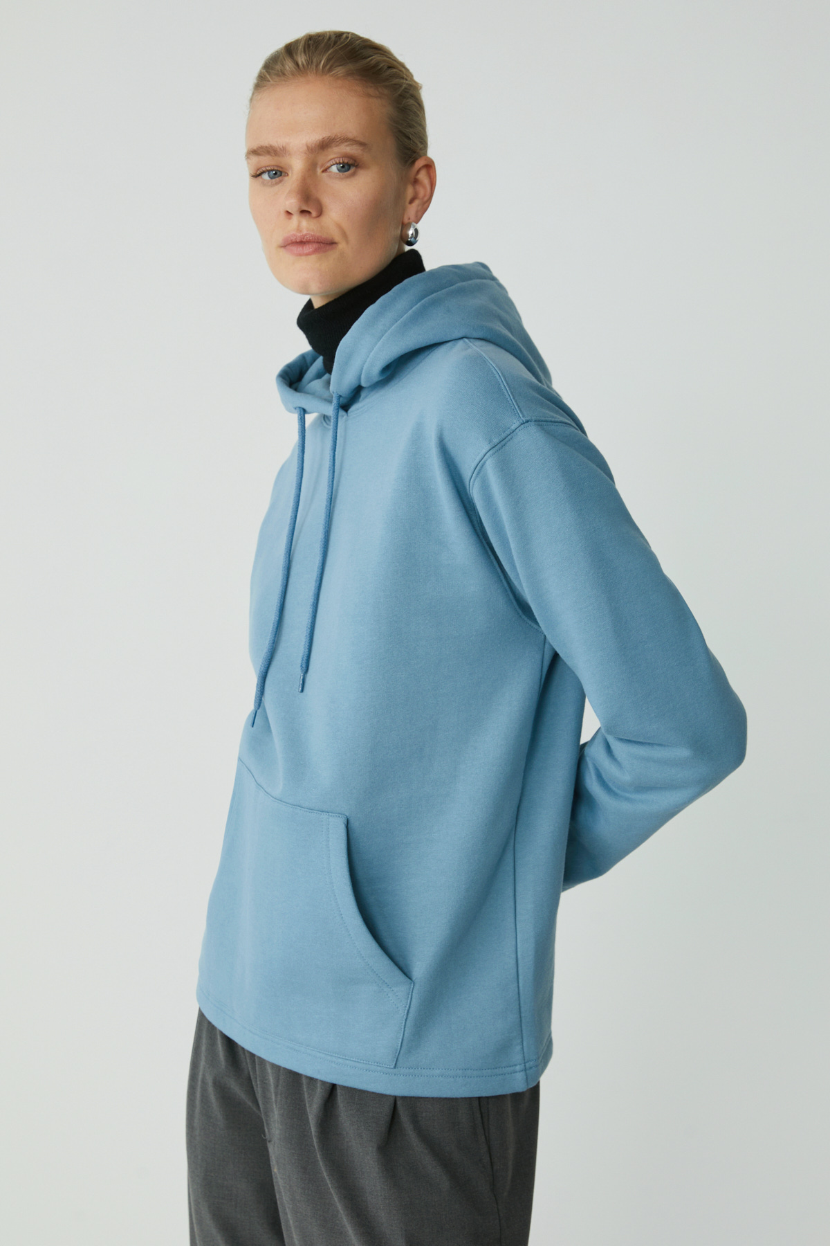 ETHIQUET PIPER Kadın Içi Polarlı Yumuşacık Comfort Fit Kapüşonlu Kanguru Cepli MAVİ Sweatshirt görsel 5