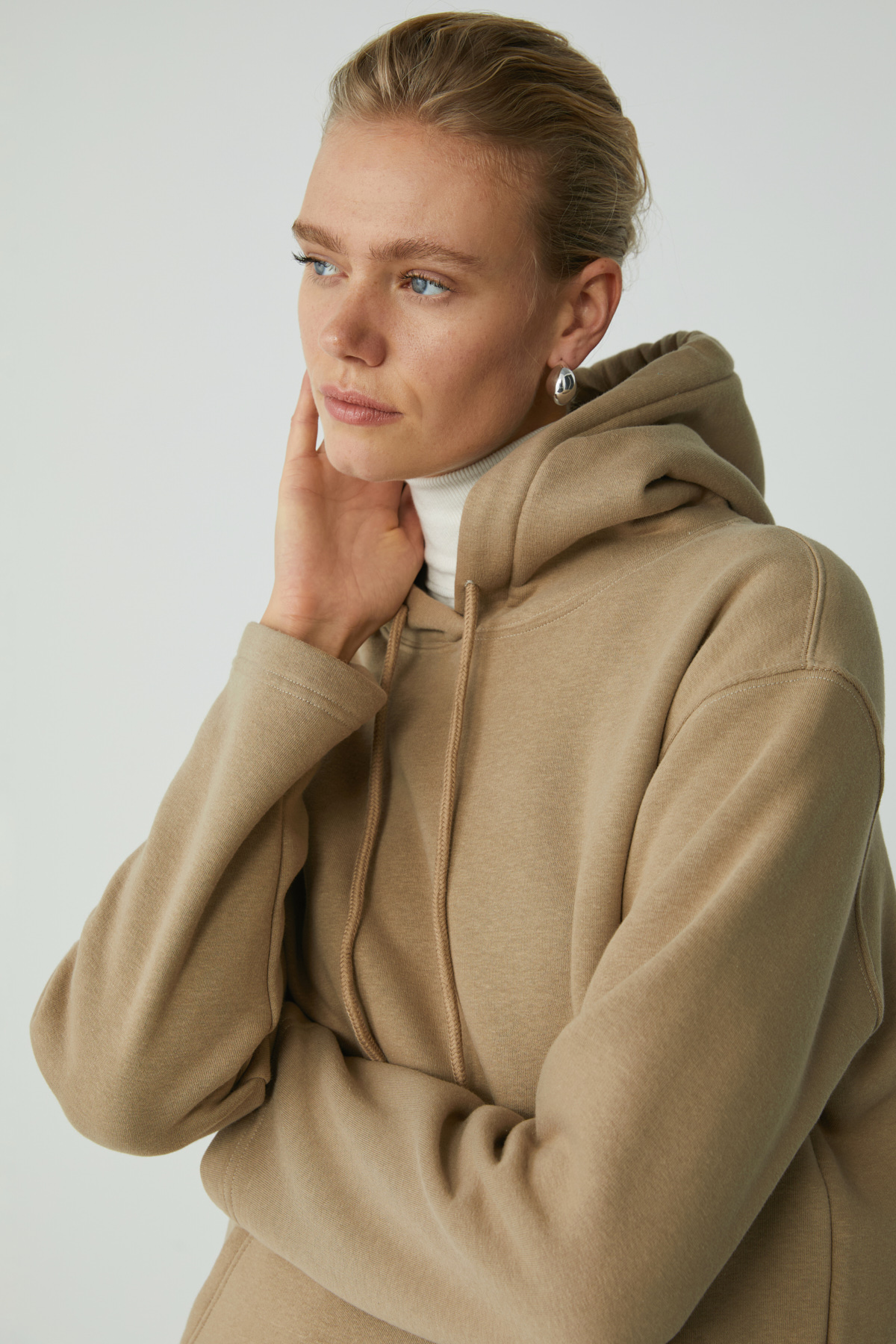 ETHIQUET PIPER Kadın Içi Polarlı Yumuşacık Comfort Fit Kapüşonlu Kanguru Cepli BEJ Sweatshirt görsel 5