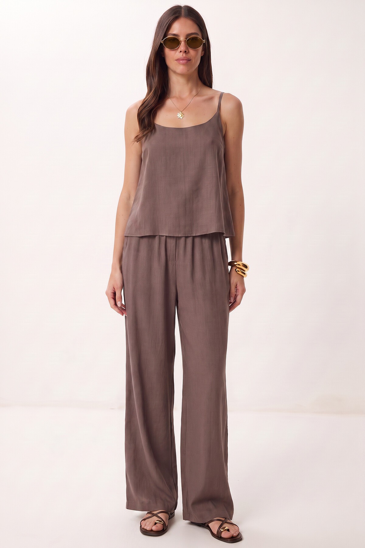 Happiness İstanbul Askılı Modal Bluz Pantolon Takım VİZON LRV0108 görsel 2