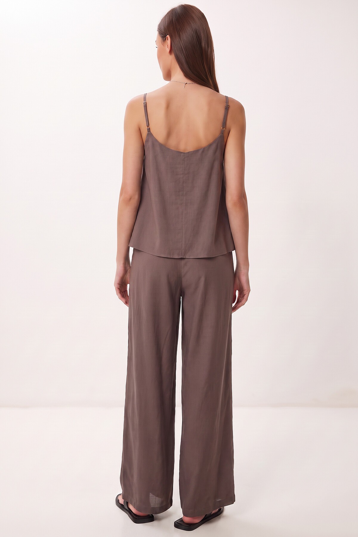 Happiness İstanbul Askılı Modal Bluz Pantolon Takım VİZON LRV0108 görsel 5