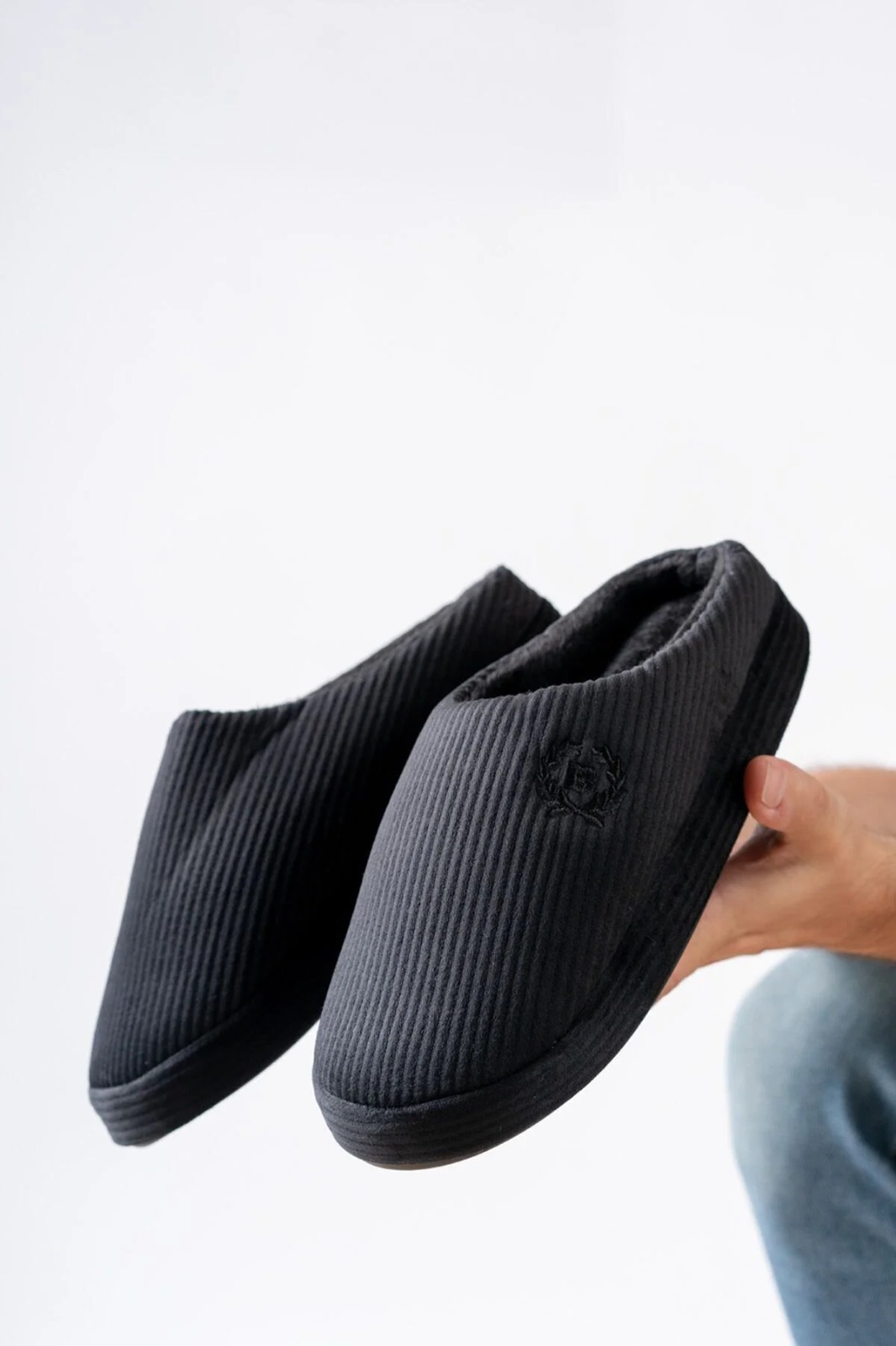 Slipcat Unisex Nakışlı Kadife Ev Terliği