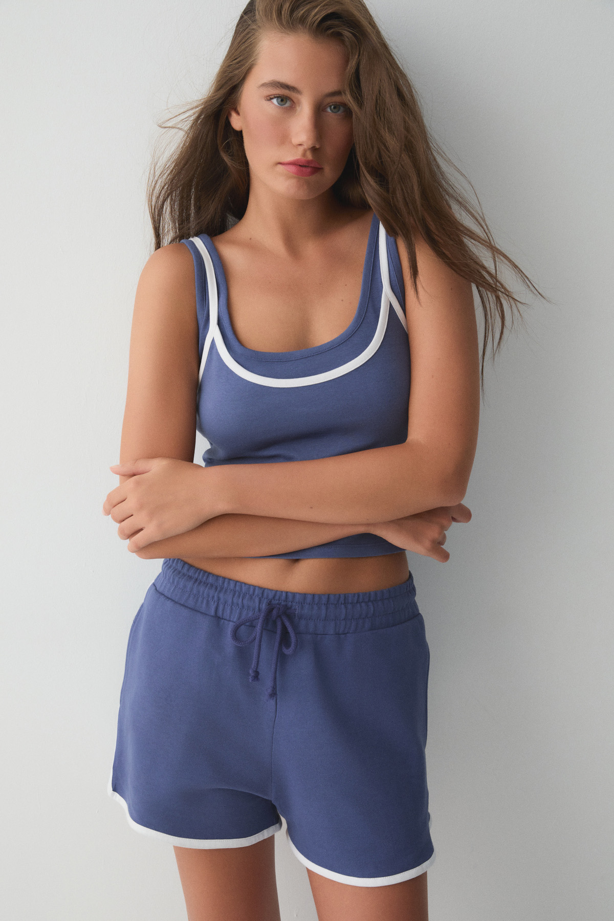 ETHIQUET PATRIA Kadın Paçası Biye Detaylı Çift Cepli Mini Sweat LACİVERT Şort
