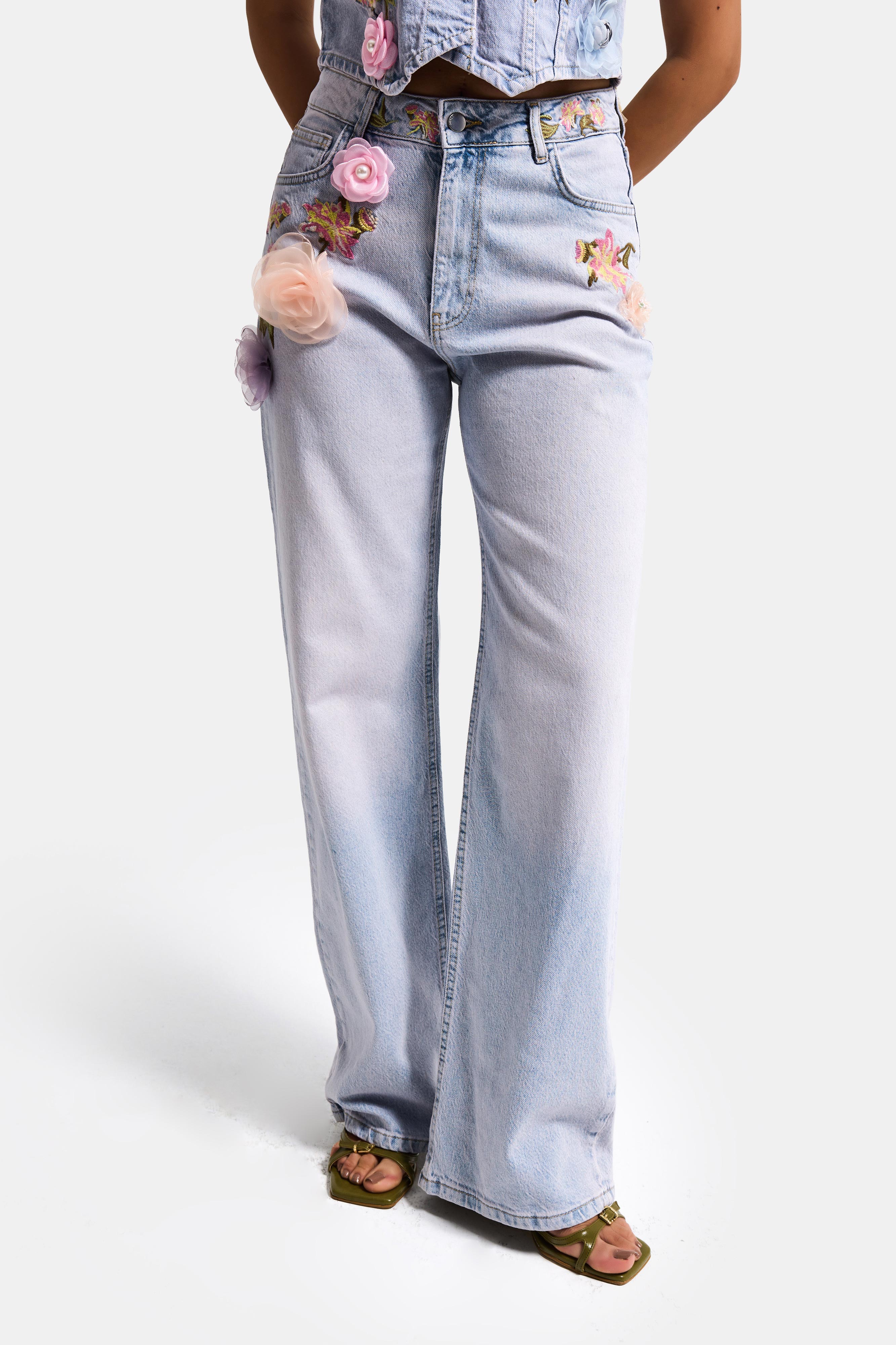 It's Basic Kadın Jean Rengi 4s6-89 Straight Fit Gül ve Nakış Detaylı Özel Tasarım Denim Jean
