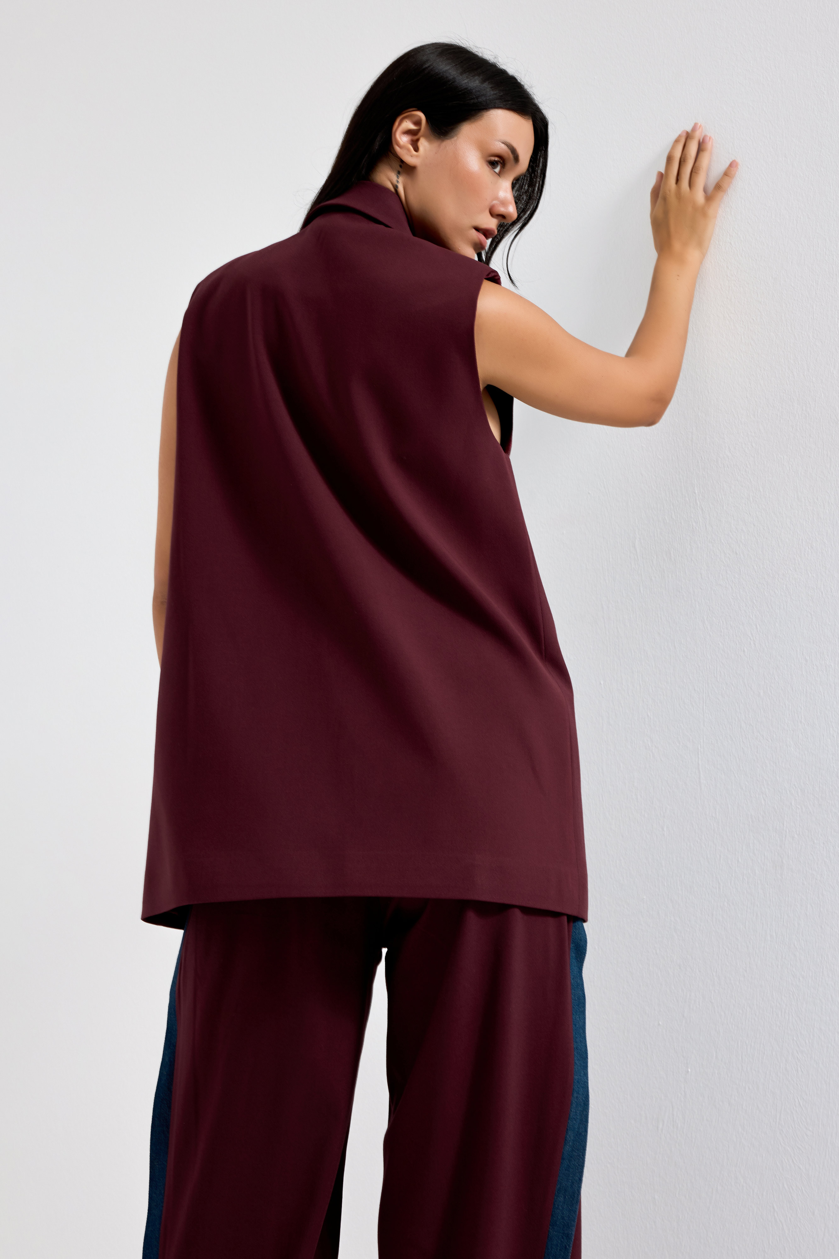 It's Basic Kadın Bordo Renk Denim Parçalı Uzun Boy Özel Tasarım İçi Astarlı Yelek görsel 3