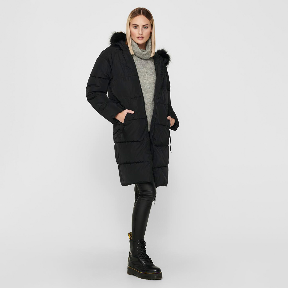 Only Monica Long Puffer Coat Kadın Siyah Kapüşonlu Mont görsel 3