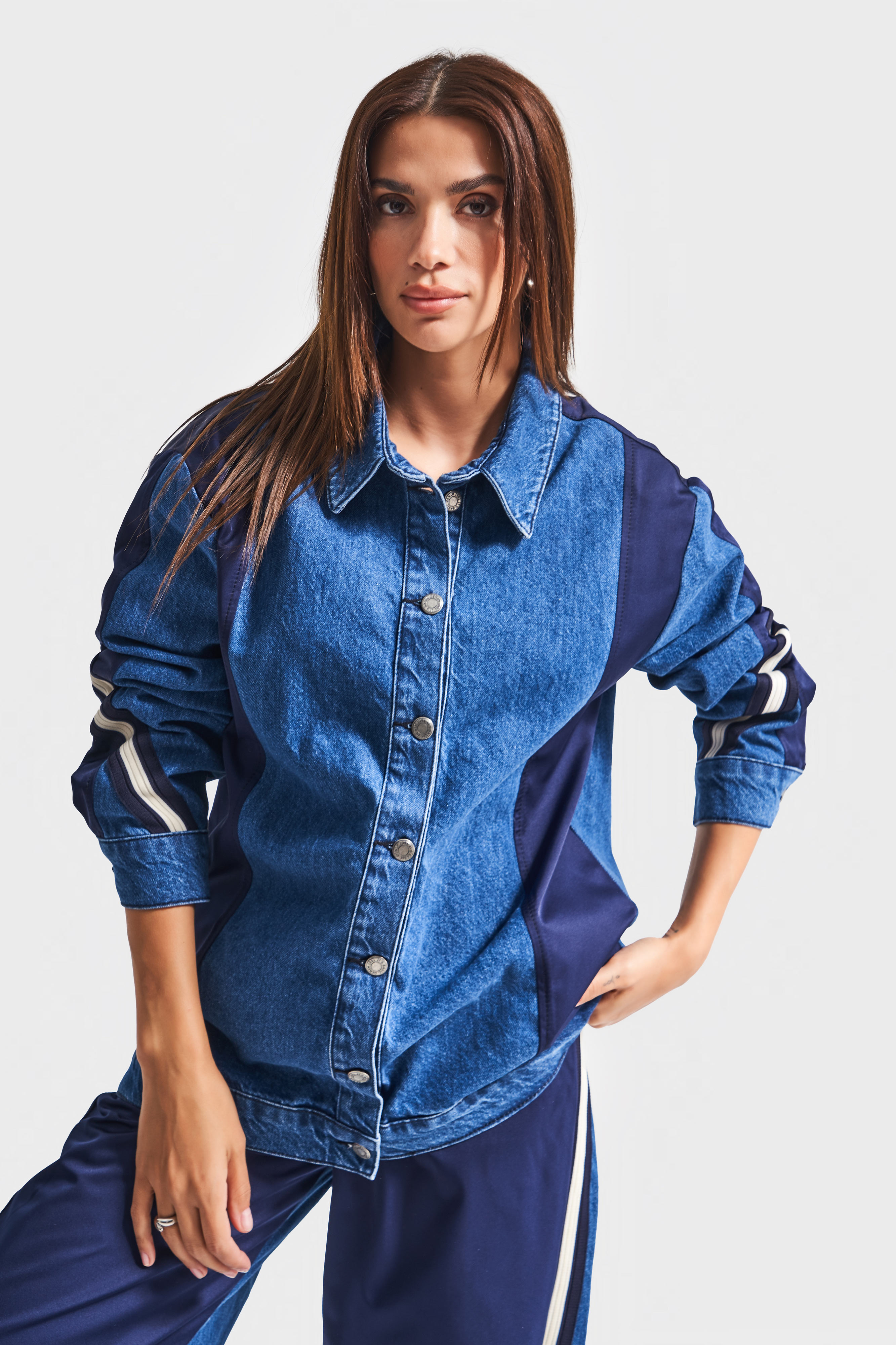 It's Basic Kadın Jean Rengi 1w5-5 Oversize Parçalı Kumaş Özel Tasarım Denim Ceket