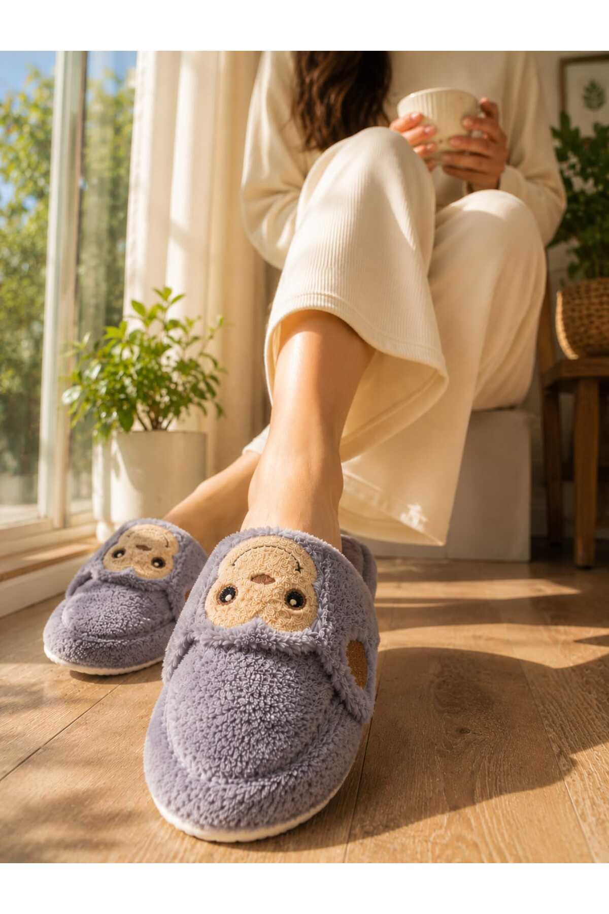Slipcat Maymun Figürlü, Yumuşak, Sıcak Tutan, Rahat, Kışlık Panduf, Pelüş Ev Terliği görsel 2