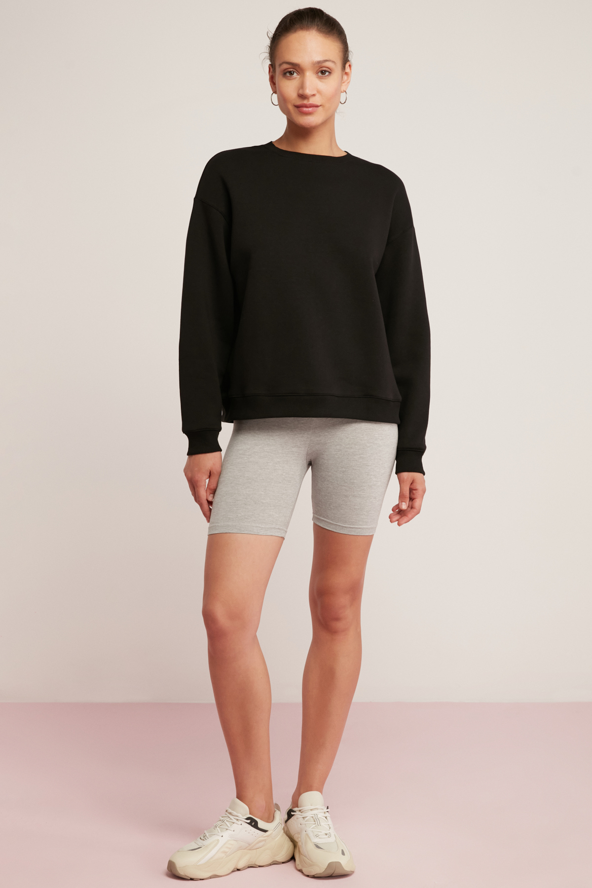 ETHIQUET SAHRA Kadın Pamuklu Içi Polarlı Yumuşacık Oversize Yuvarlak Yaka Basıc SİYAH Sweatshirt görsel 4