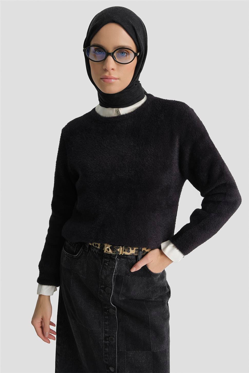 ARMİNE Dokulu Basic Kazak 25Kd6025 Siyah görsel 2