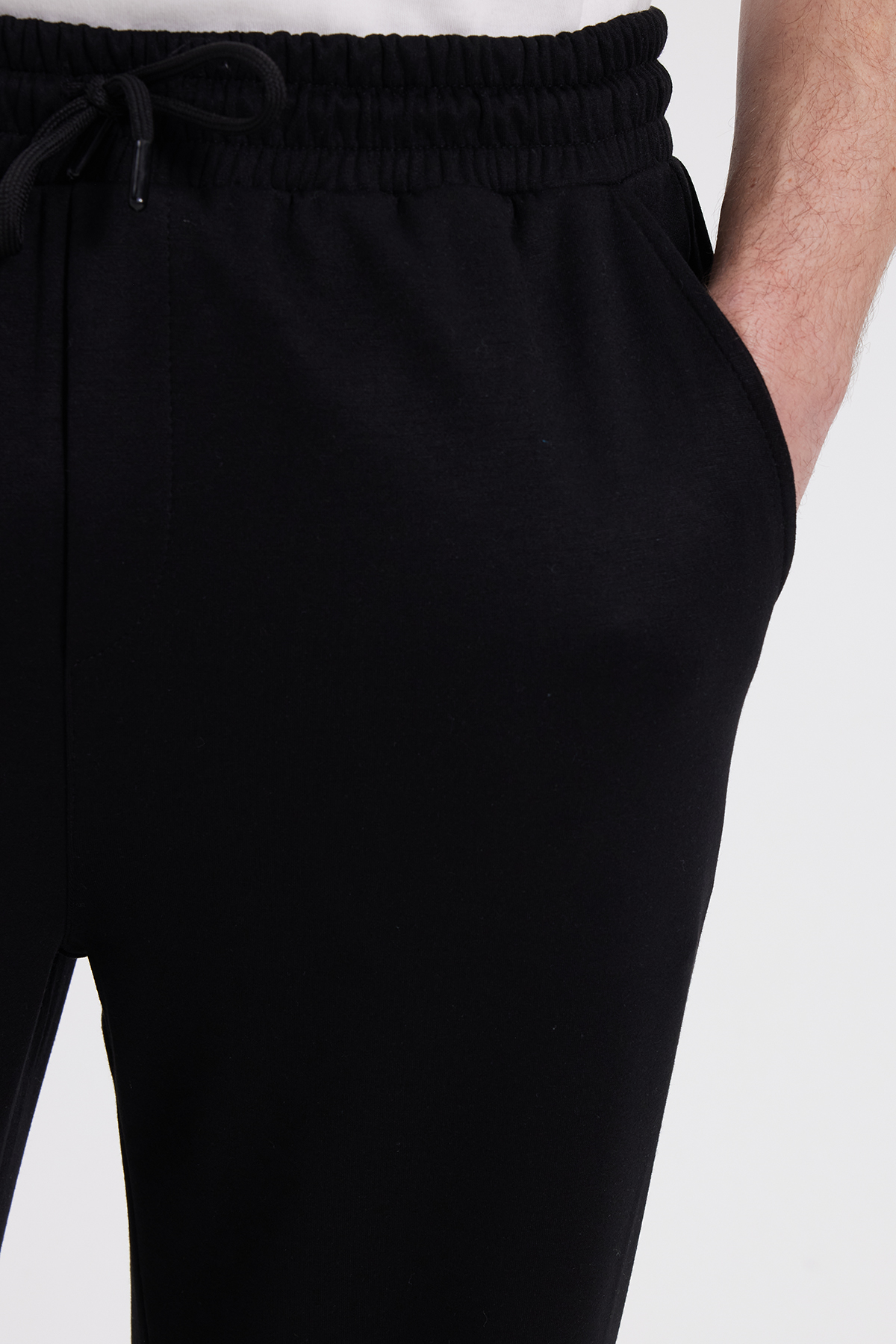 TUDORS Erkek Siyah Baggy Fit Rahat Kesim Modal Kumaş Soft Doku Beli Bağcıklı Yan Cepli Eşofman Altı görsel 3