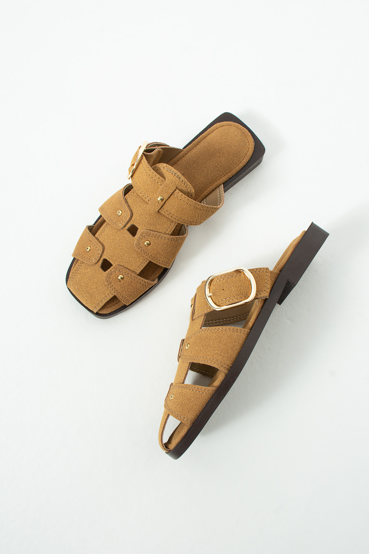 DUXAL SHOES Lena Kadın Süet Gold Tokalı Kafes Tasarım Küt Burun Terlik görsel 2