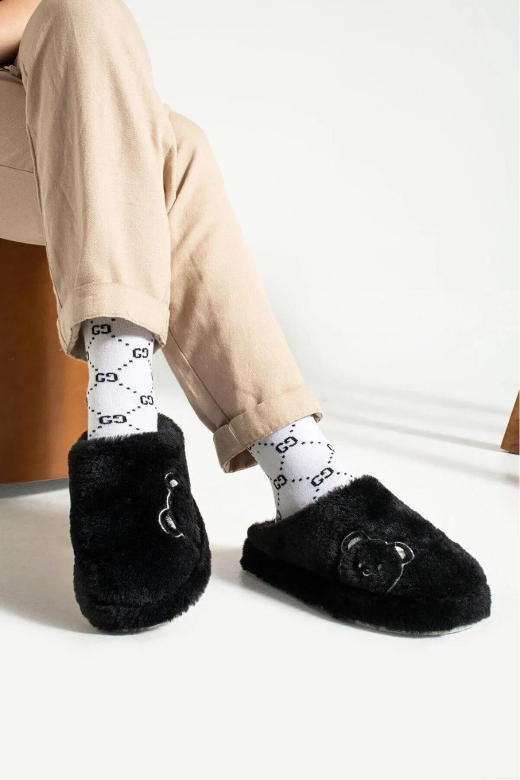 Slipcat Unisex Nakışlı Kadife Ev Terliği görsel 4