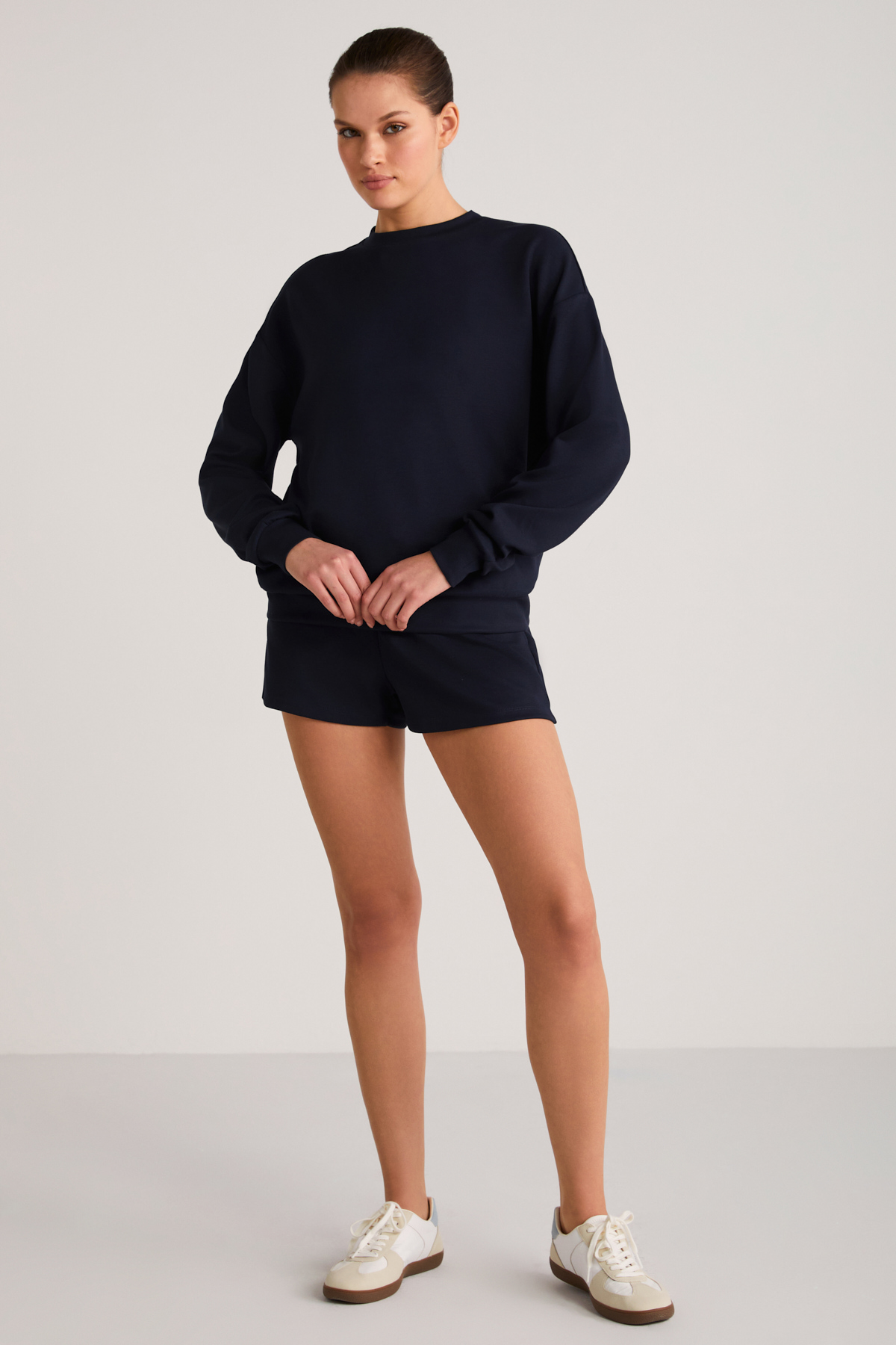 ETHIQUET MAİSİE Kadın Scuba Kumaşlı Aşırı yumuşak Yuvarlak Yakalı Oversize LACİVERT Sweatshirt görsel 3