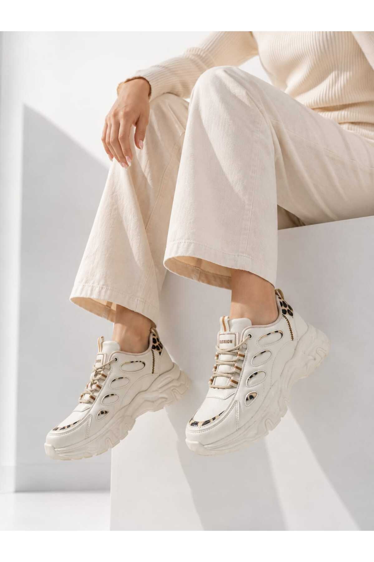 Slipcat Kadın, Kalın Tabanlı, Bağcıklı, Günlük Spor Ayakkabı Sneaker