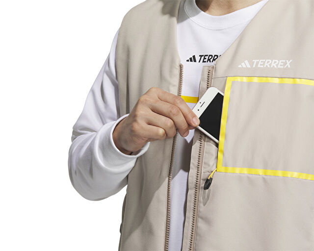 Adidas National Geographic Vest Erkek Outdoor Su Tutmaz Yelek IL8993 Krem görsel 7