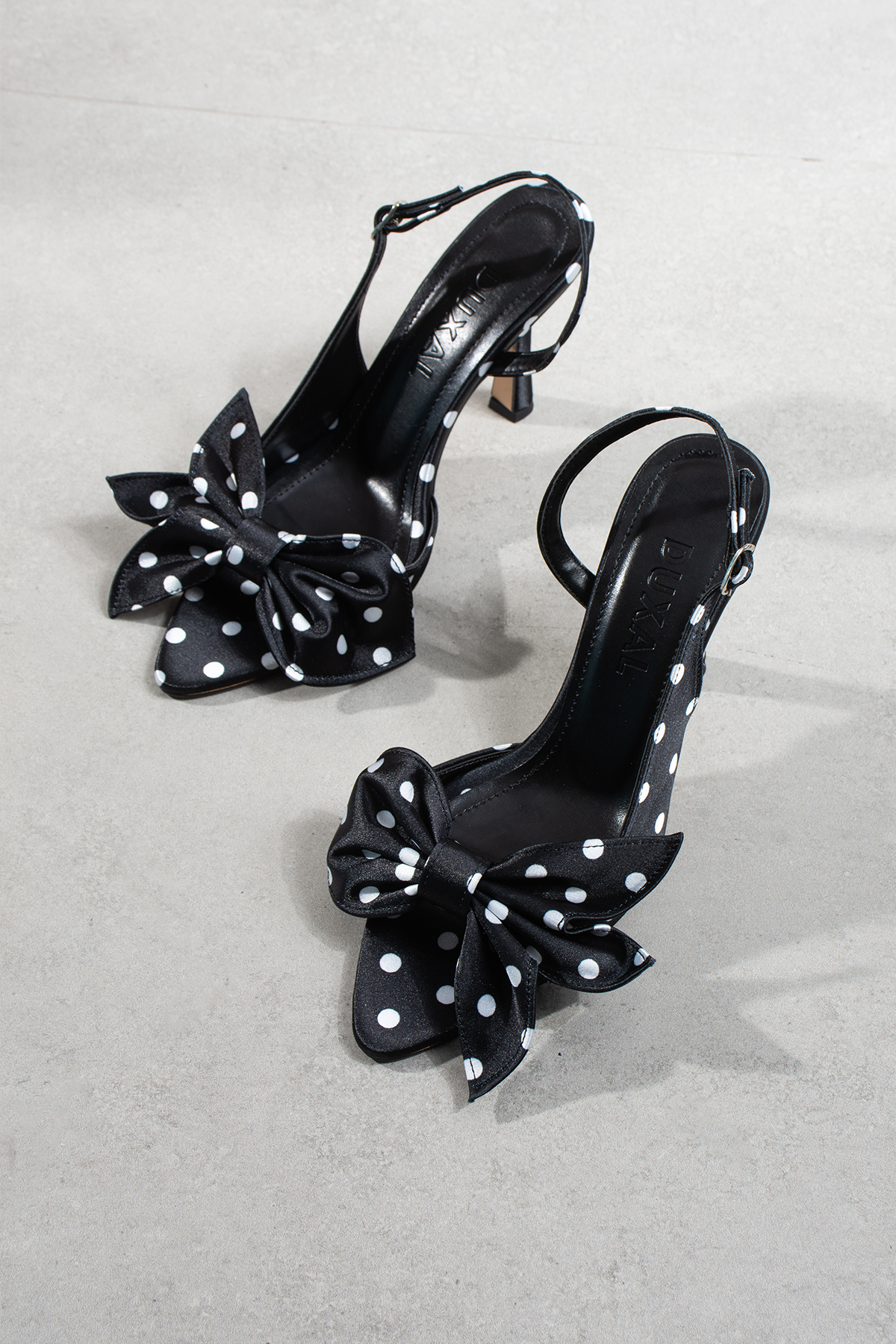 DUXAL SHOES Edith Puantiyeli Fiyonk Detaylı Sivri Burun Slingback Topuklu Ayakkabı