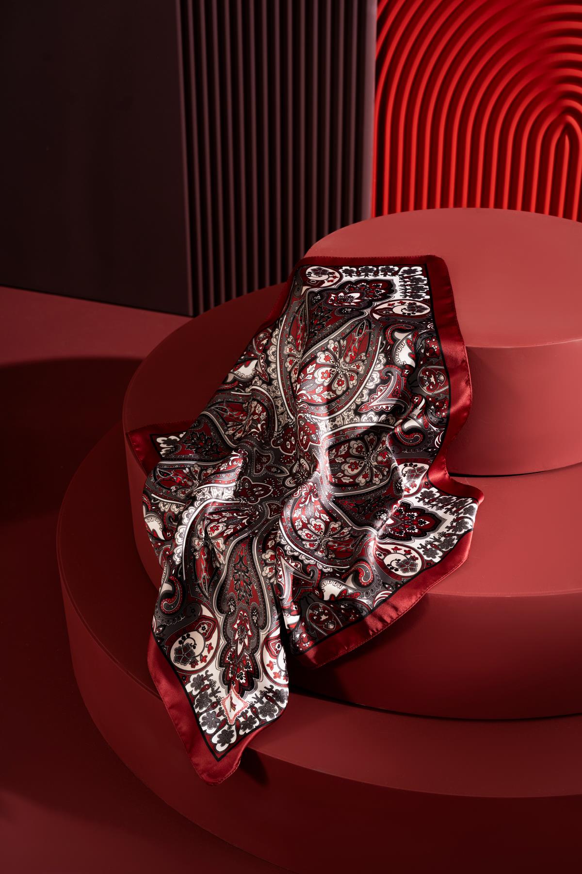 Jawel Kadın Etnik Desenli 55*55 cm Bandana & Fular