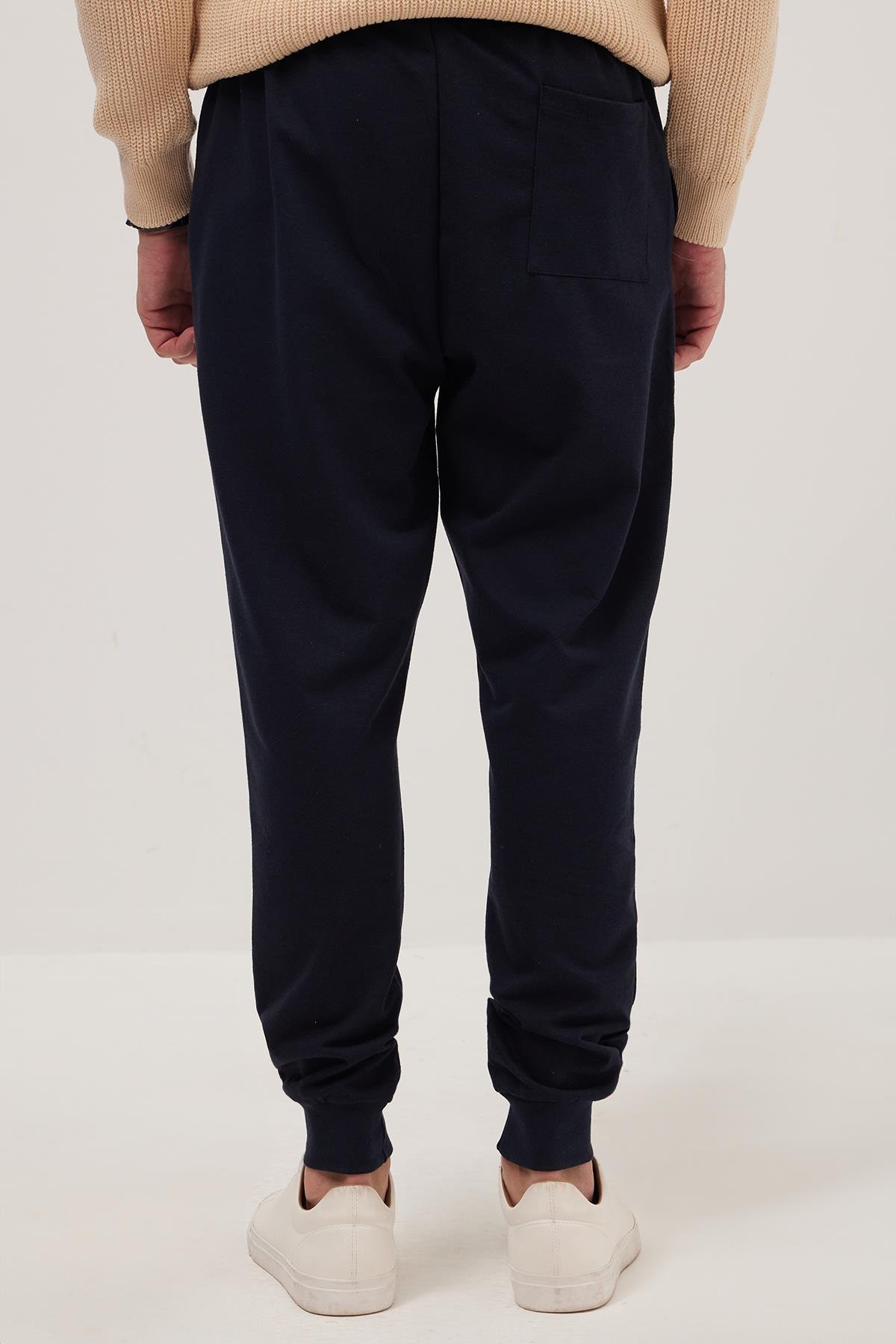 TUDORS Erkek Regular Fit Klasik Kesim Beli Bağcıklı Jogger Cepli Lastikli Paça Lacivert Eşofman Altı görsel 7